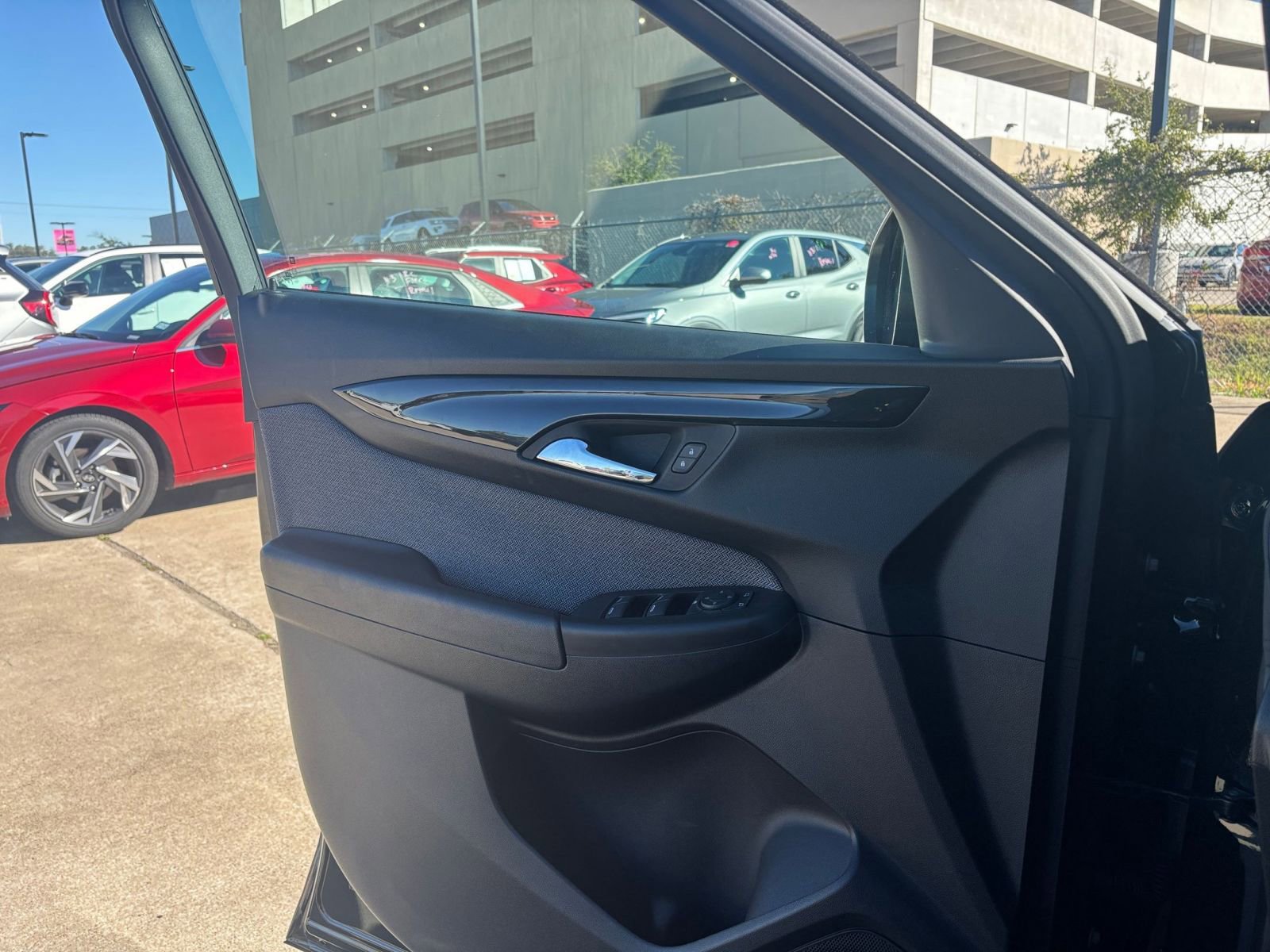 Thumbnail: 2025 Chevrolet TrailBlazer - 20