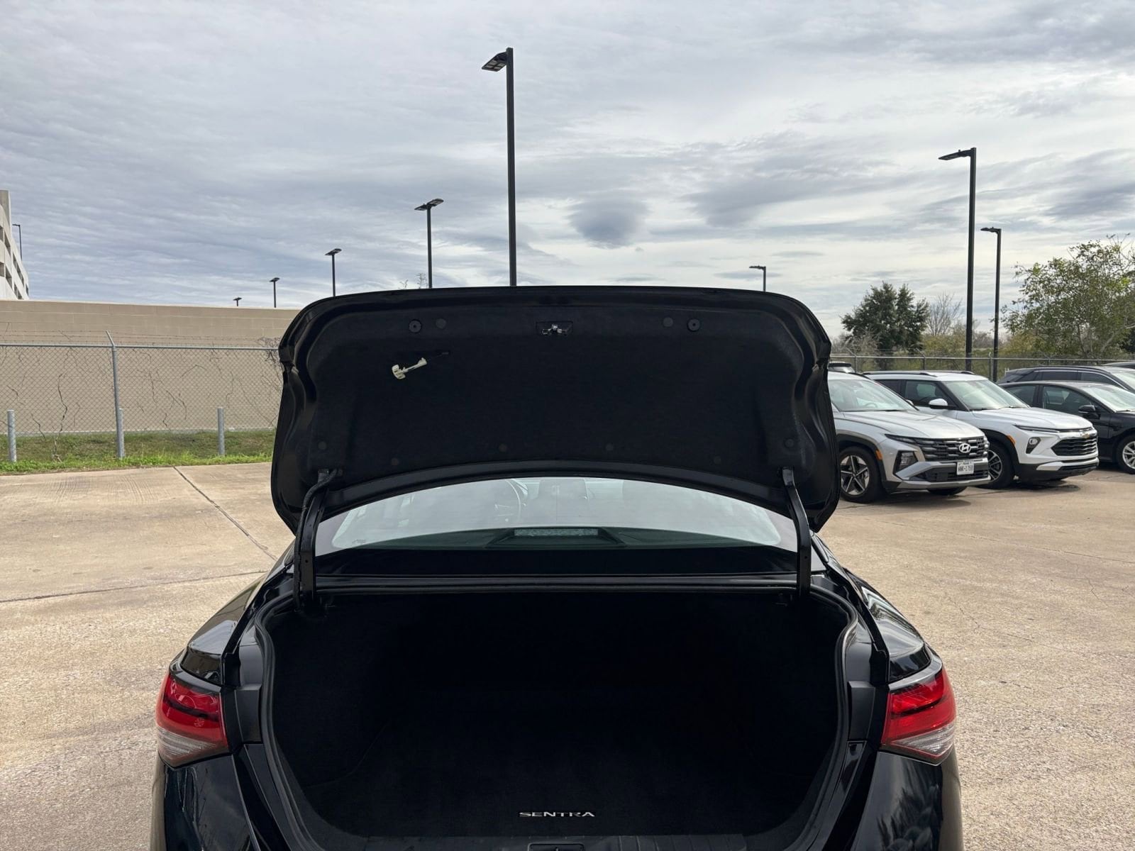 Thumbnail: 2025 Nissan Sentra - 29