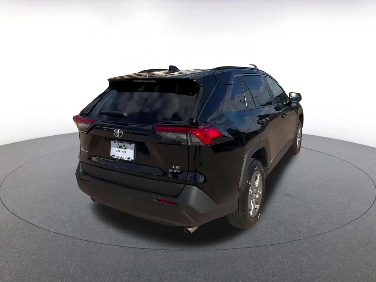 Thumbnail: 2025 Toyota RAV4 - 14