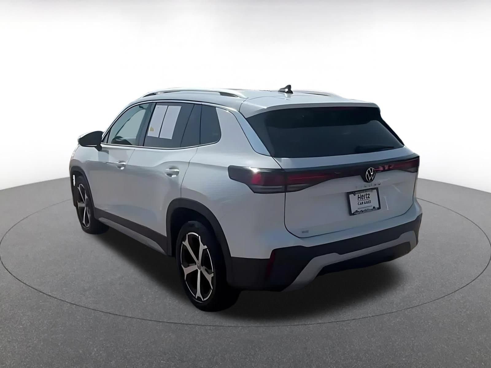 Thumbnail: 2026 Volkswagen Tiguan - 9