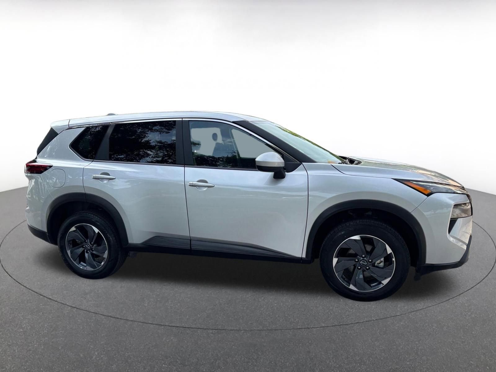 Thumbnail: 2025 Nissan Rogue - 15