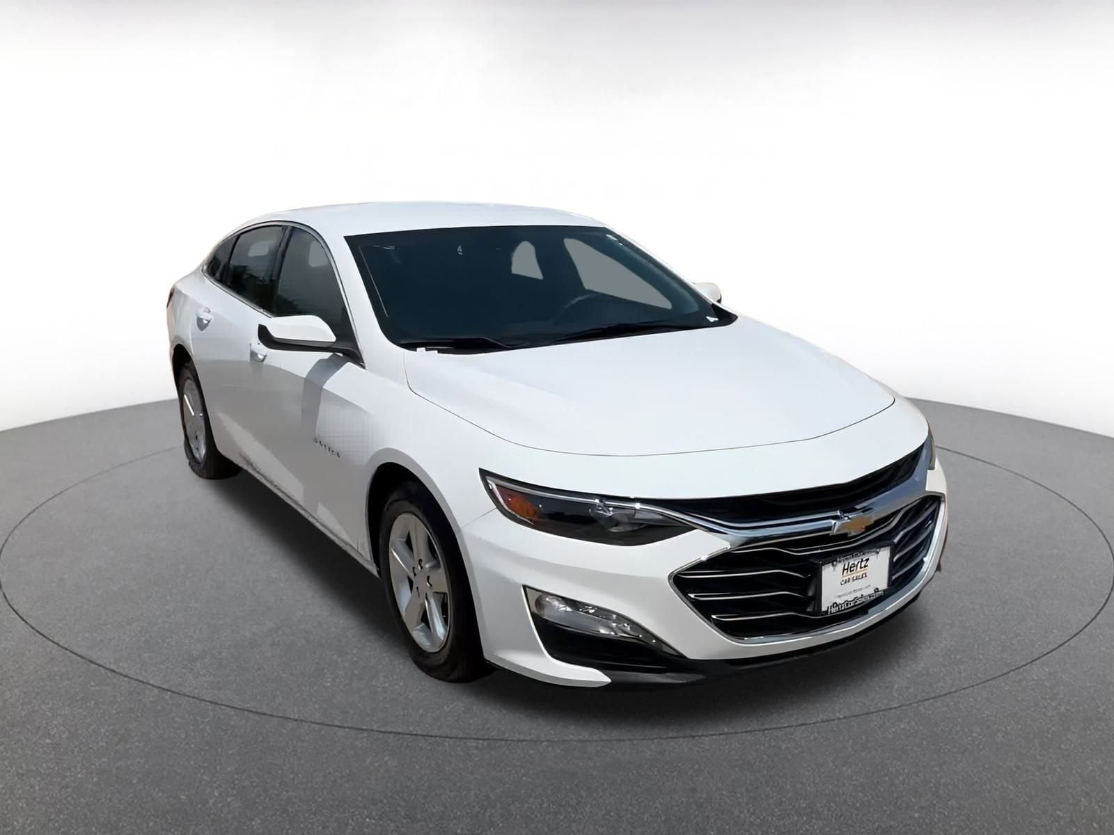 Thumbnail: 2024 Chevrolet Malibu - 2