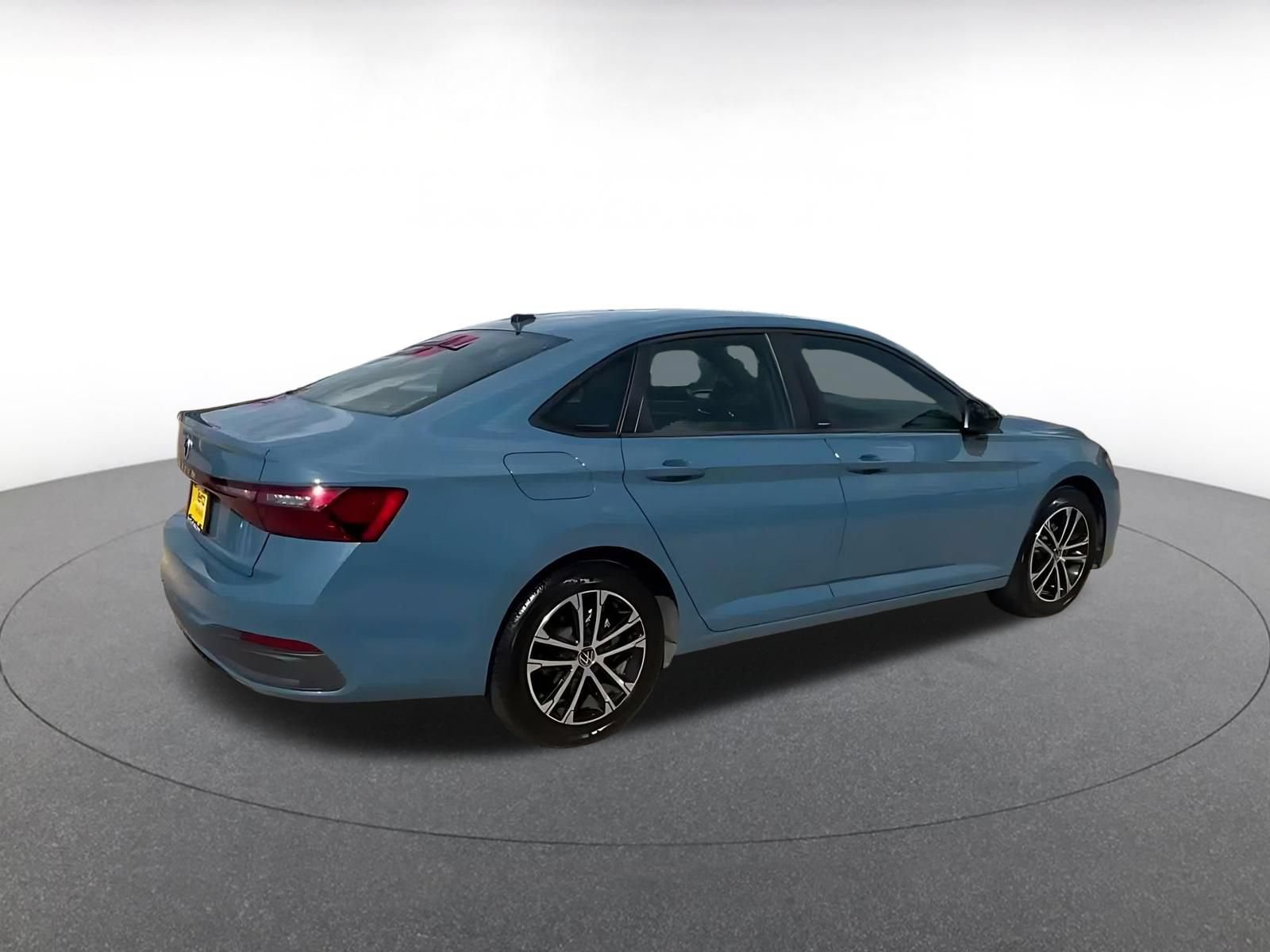 Thumbnail: 2025 Volkswagen Jetta - 15