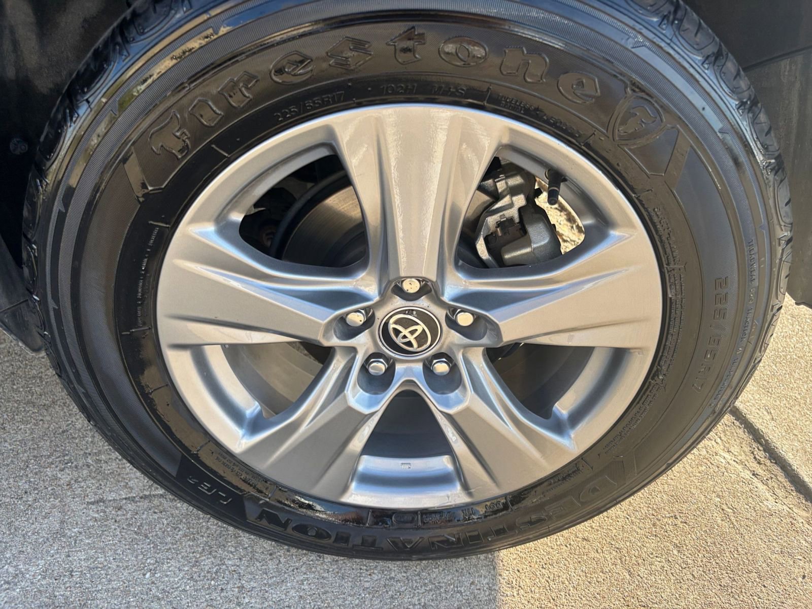 Thumbnail: 2025 Toyota RAV4 - 28