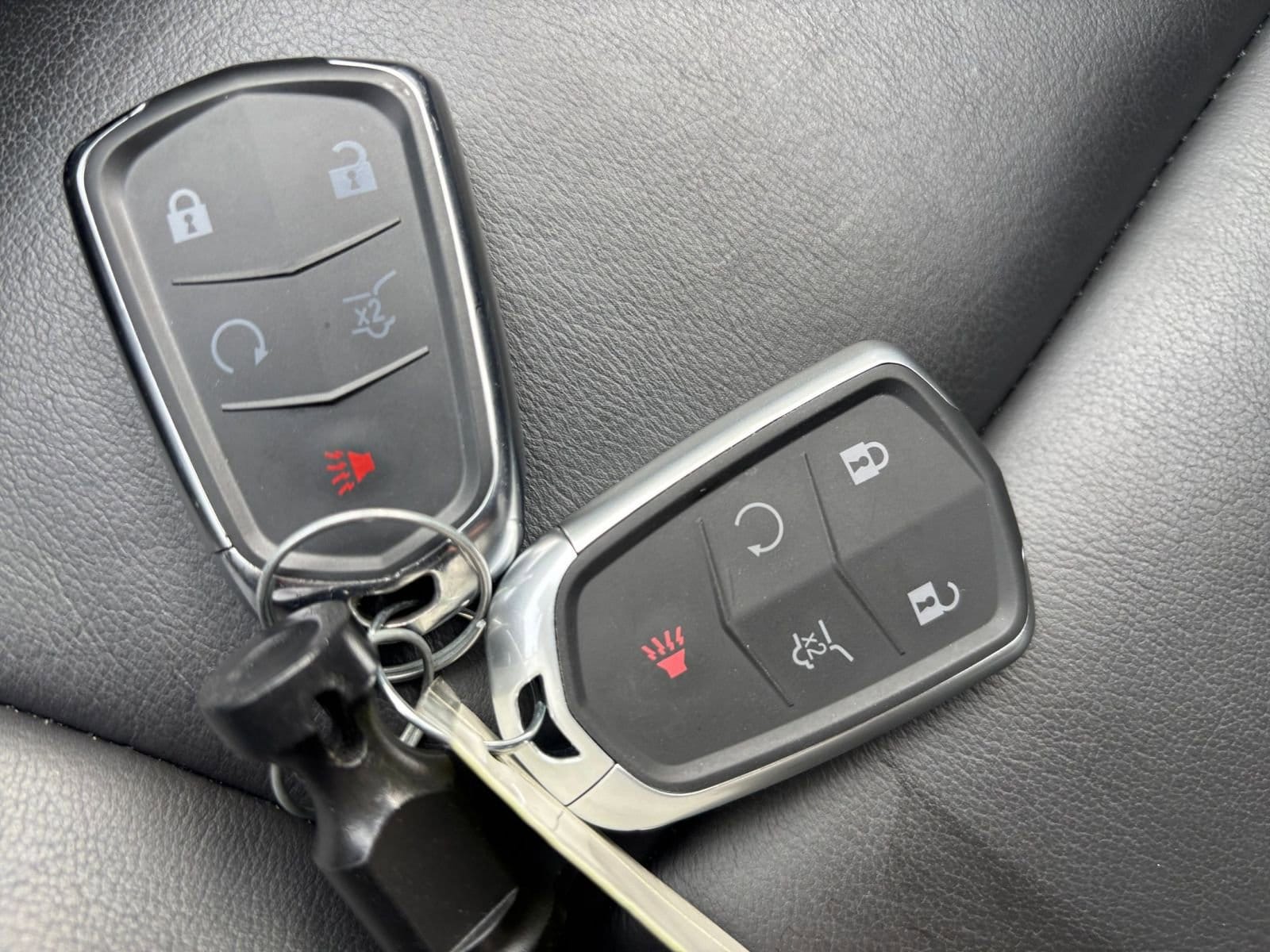 Thumbnail: 2023 Cadillac XT4 - 22