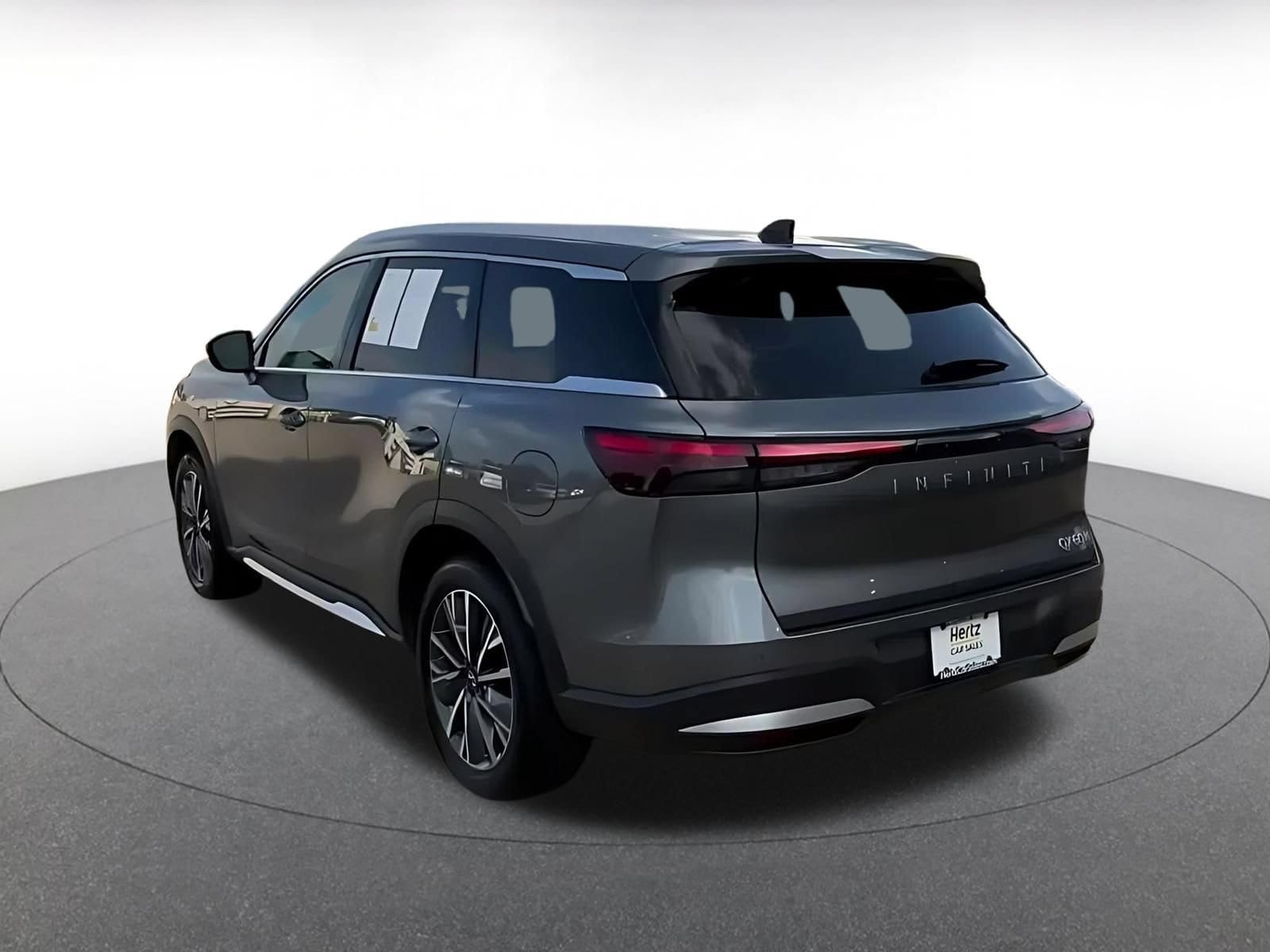 Thumbnail: 2026 INFINITI QX60 - 10