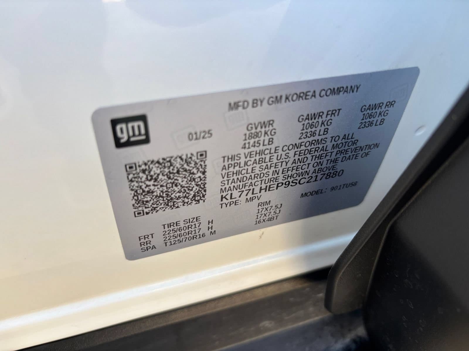 Thumbnail: 2025 Chevrolet Trax - 28