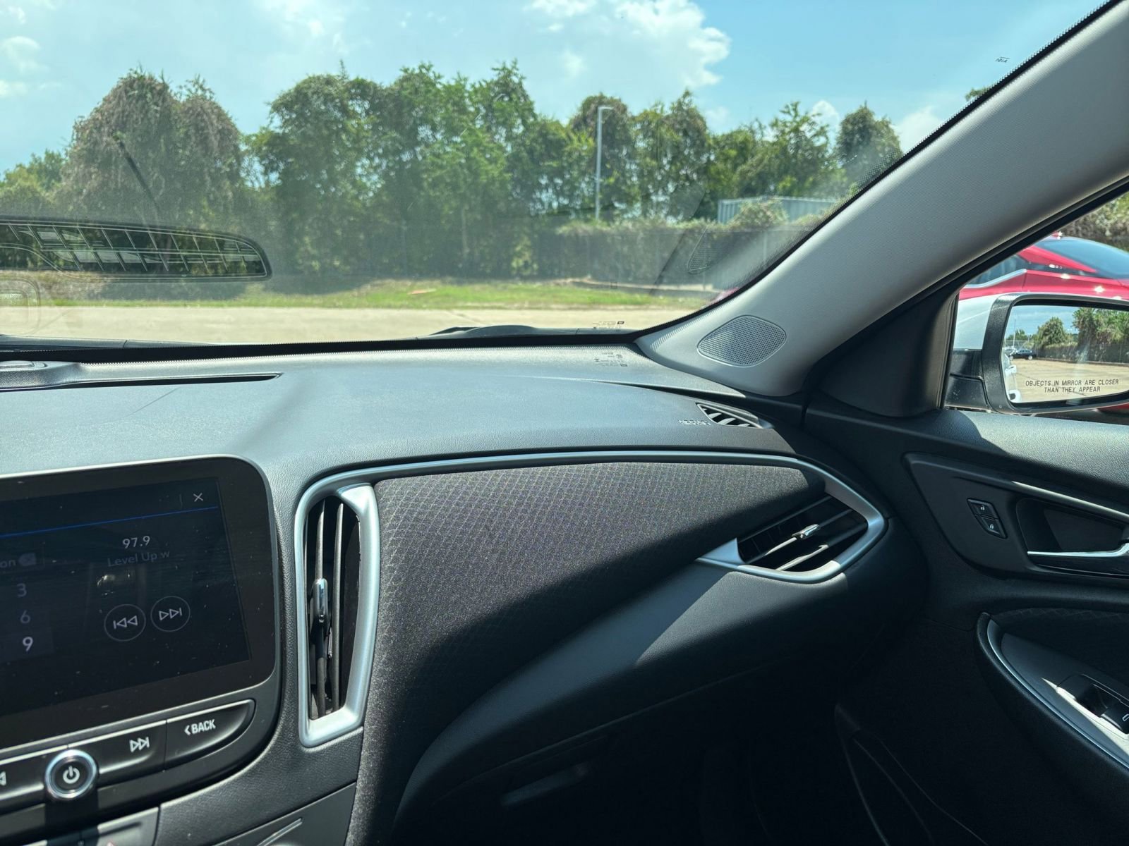 Thumbnail: 2024 Chevrolet Malibu - 33