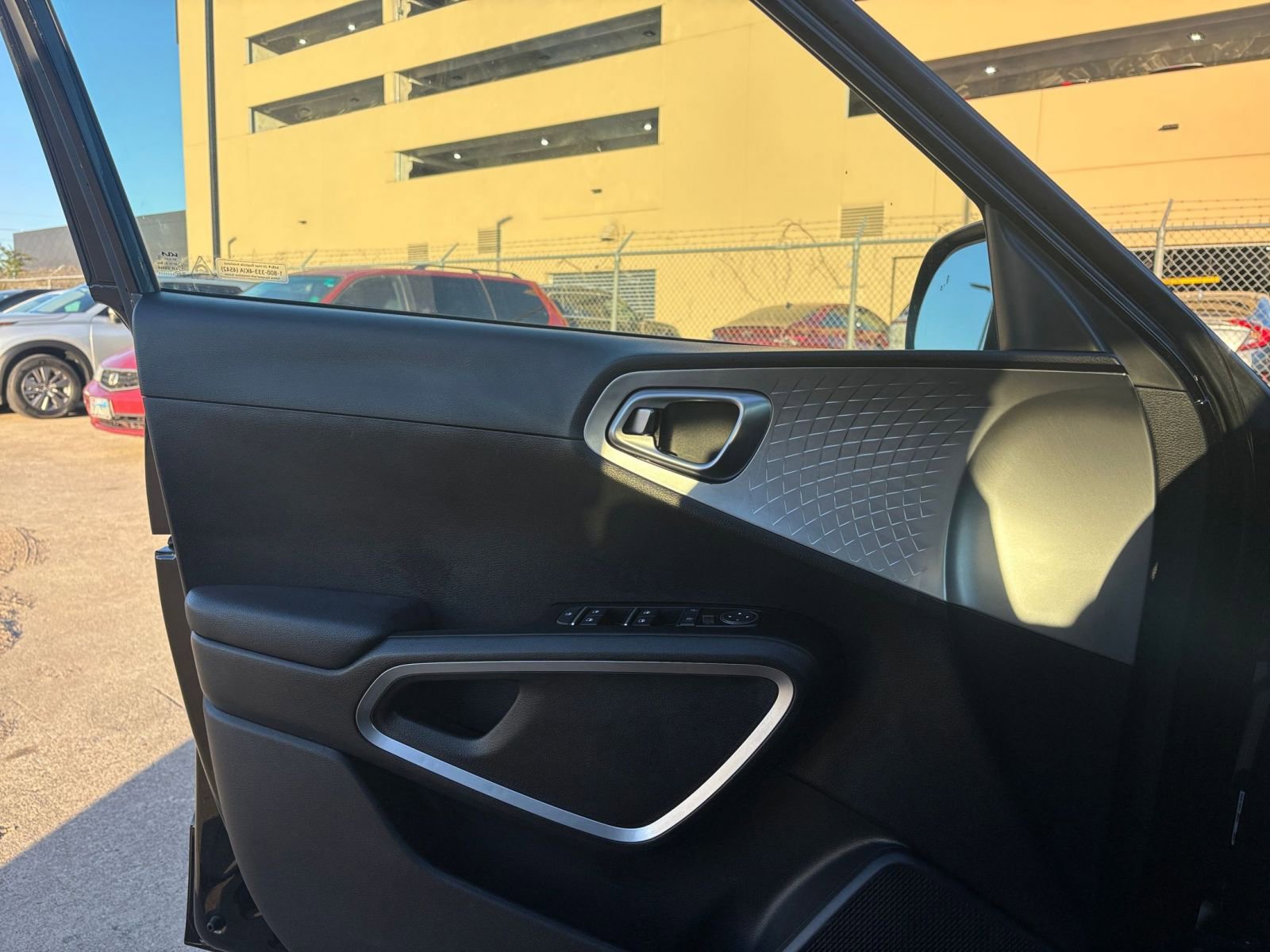 Thumbnail: 2025 Kia Soul - 18