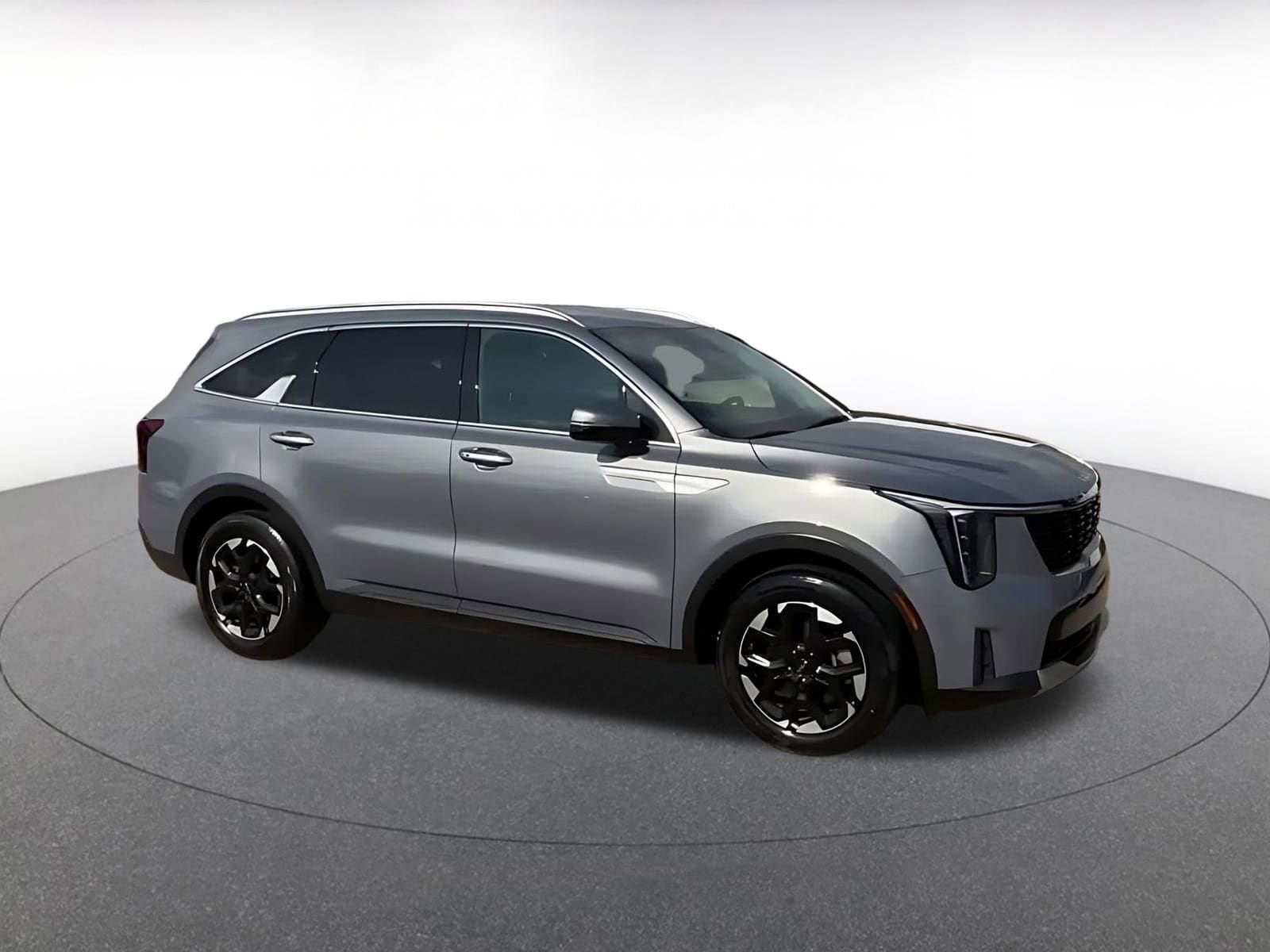 Thumbnail: 2024 Kia Sorento - 2