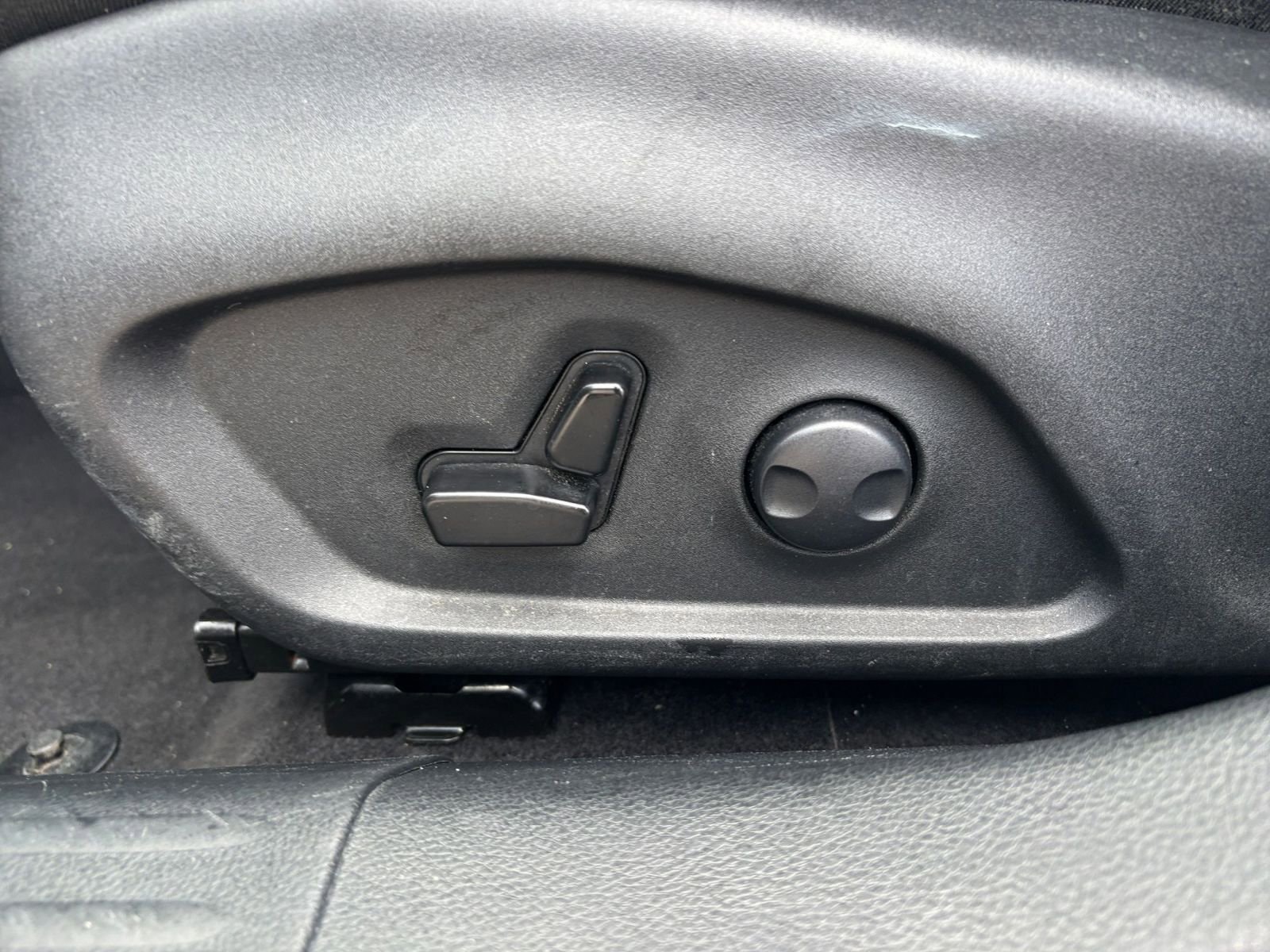 Thumbnail: 2025 Jeep Compass - 22