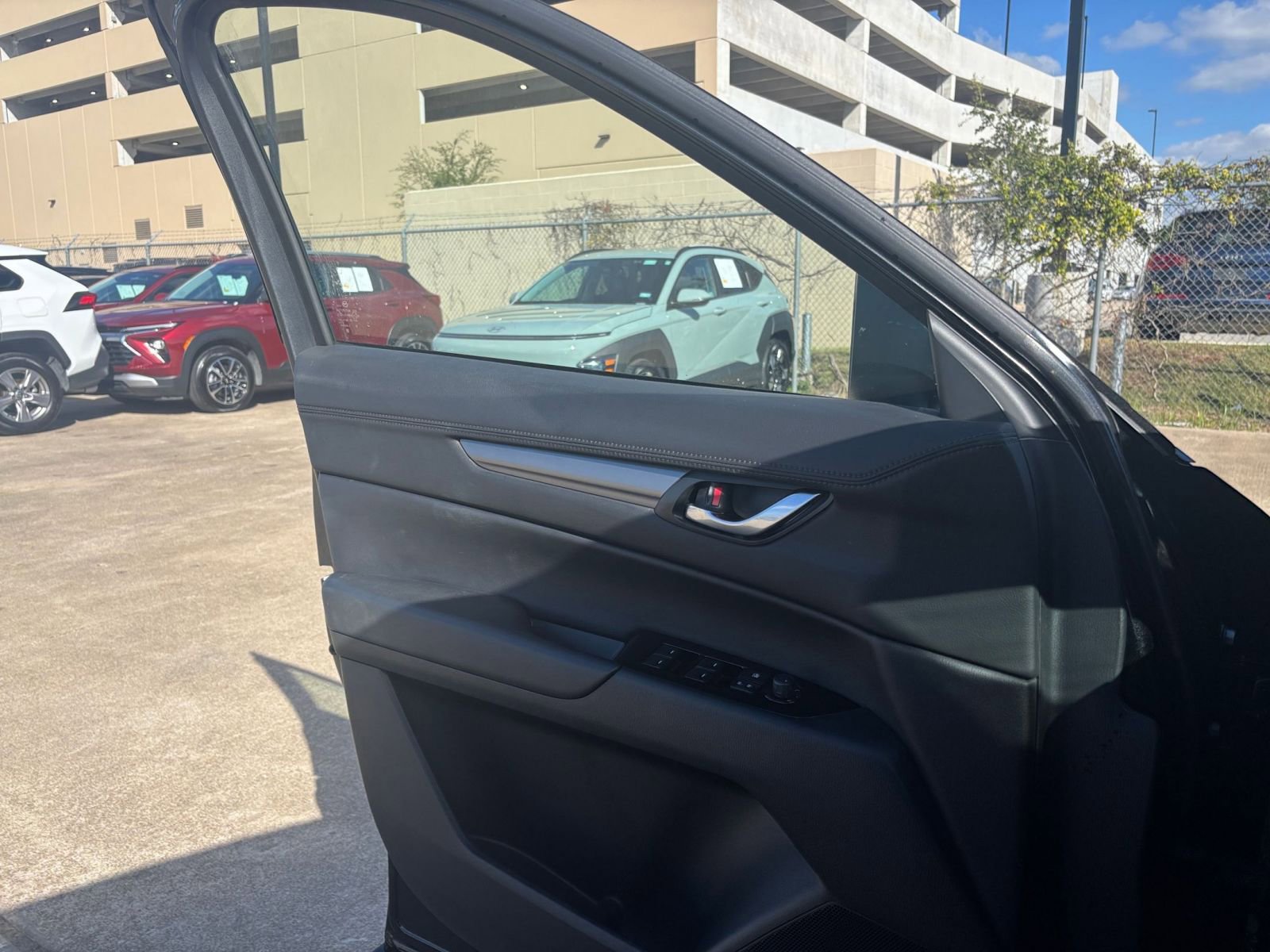 Thumbnail: 2025 Mazda CX-5 - 20