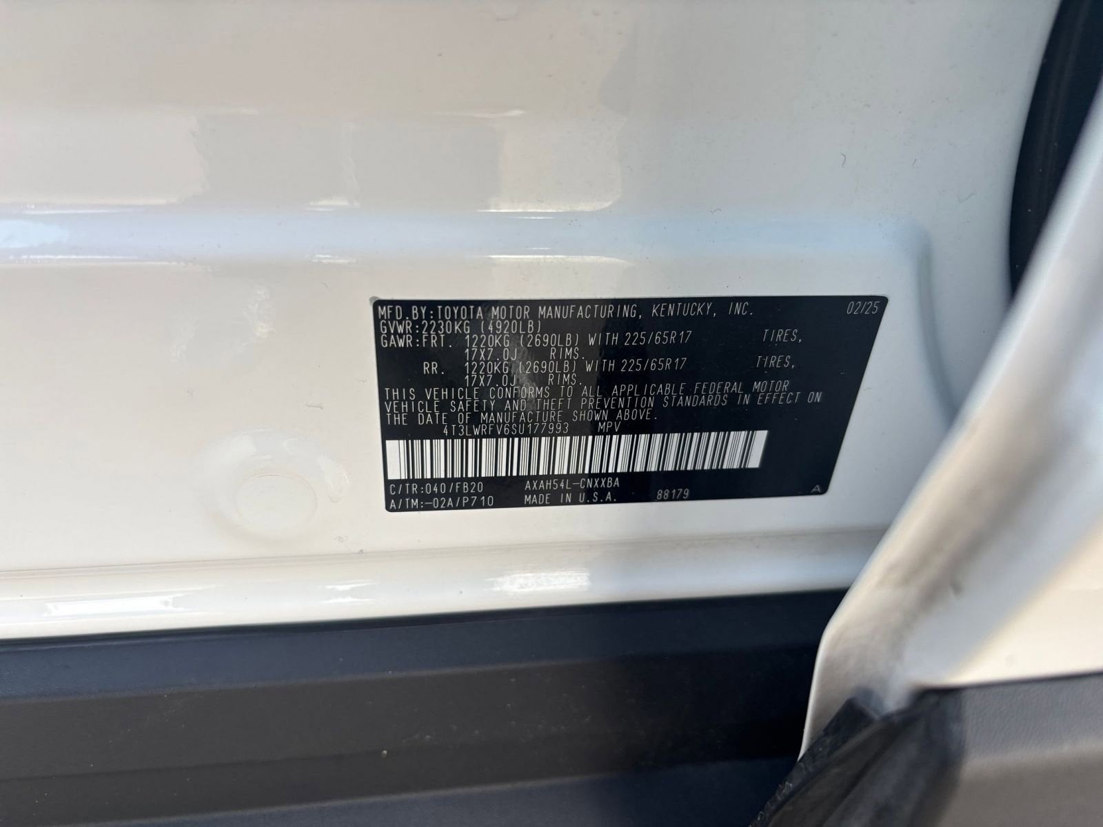 Thumbnail: 2025 Toyota RAV4 - 27