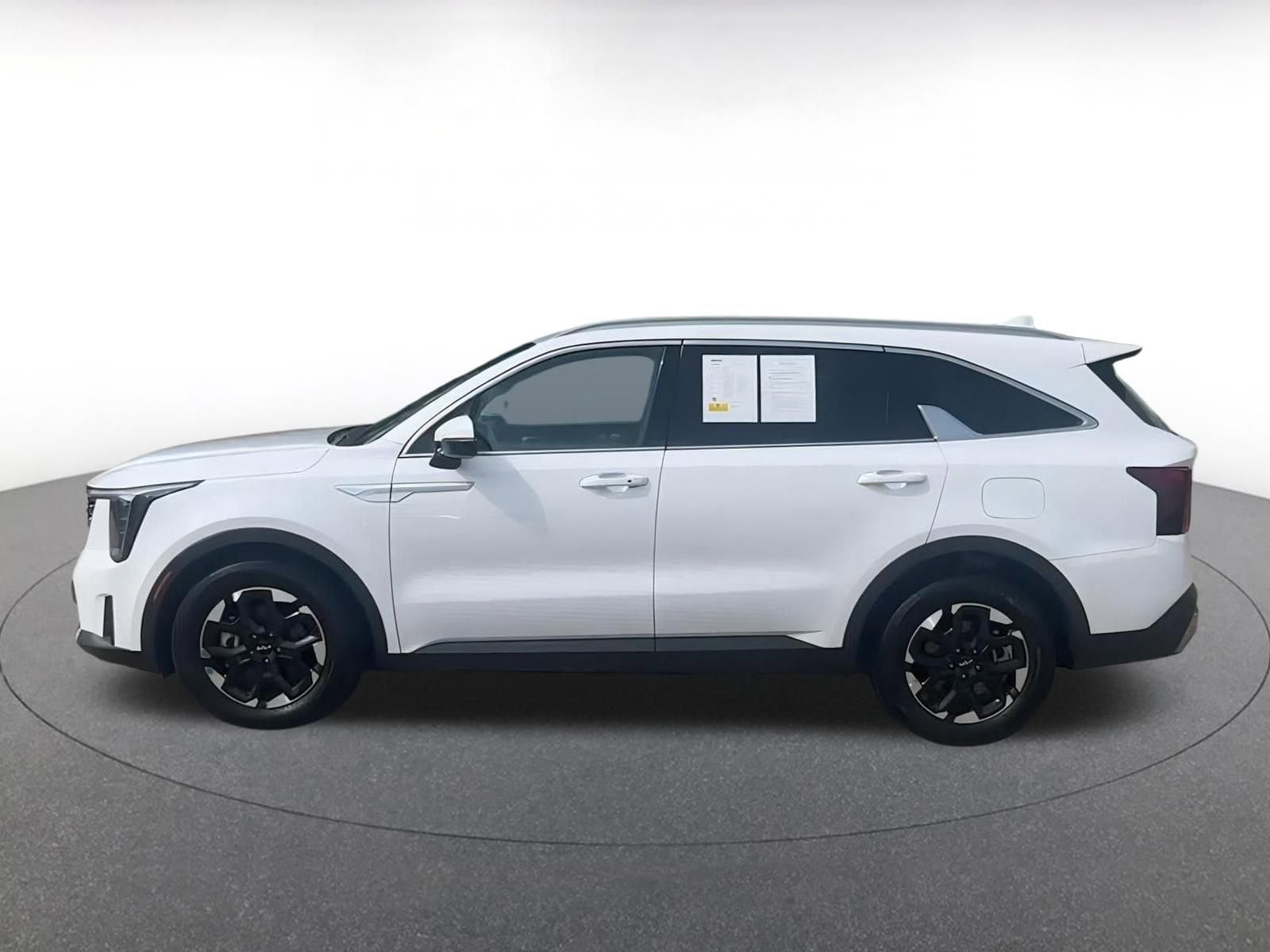 2024 Kia Sorento S 7