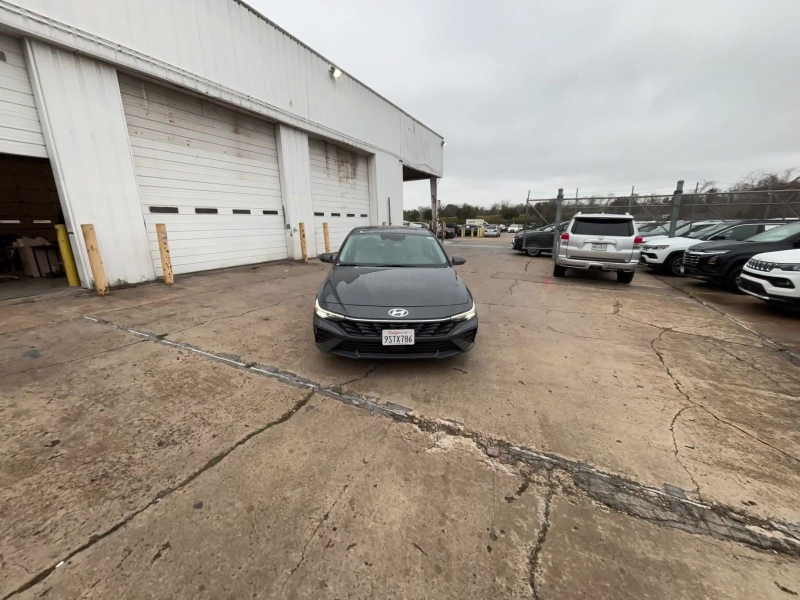 Thumbnail: 2025 Hyundai Elantra - 16