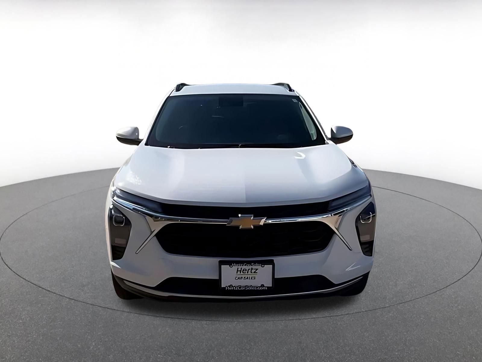 Thumbnail: 2025 Chevrolet Trax - 4