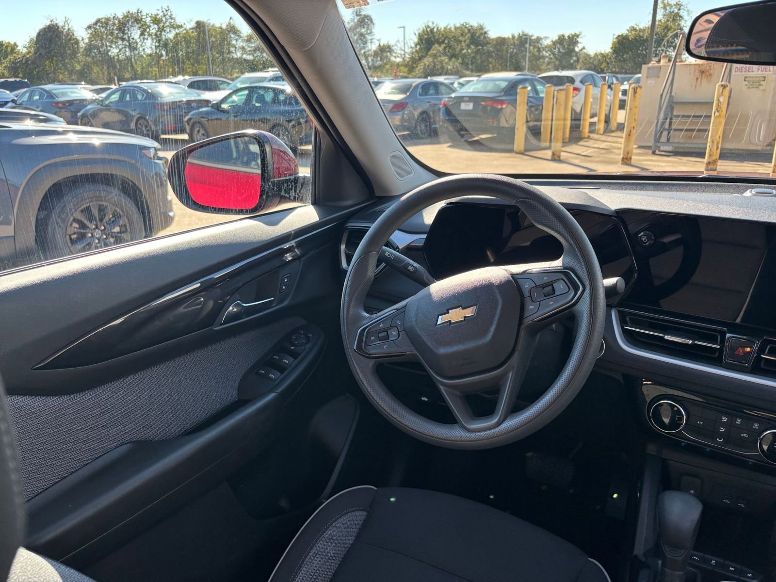 Thumbnail: 2025 Chevrolet TrailBlazer - 32