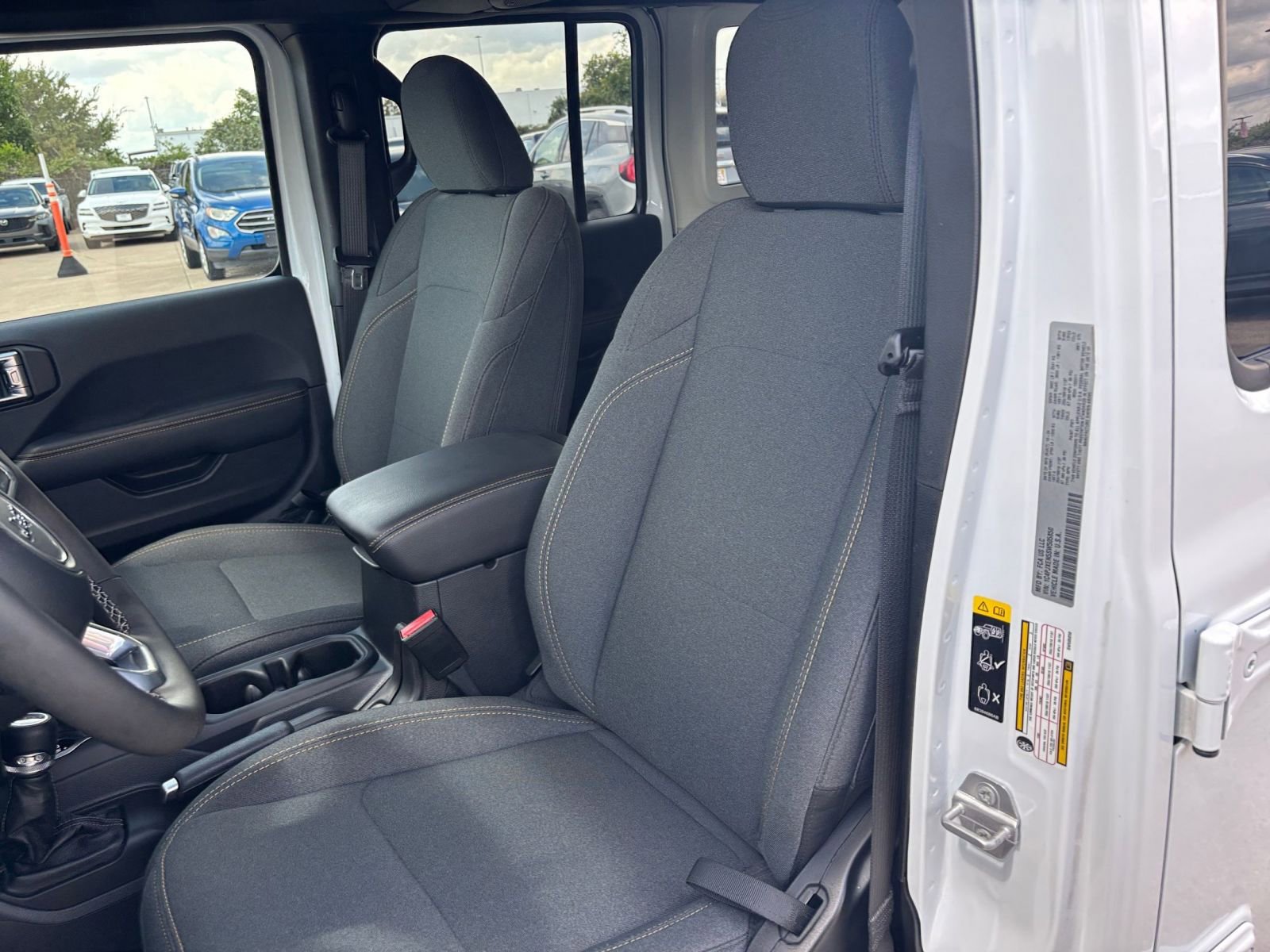 Thumbnail: 2025 Jeep Wrangler - 34