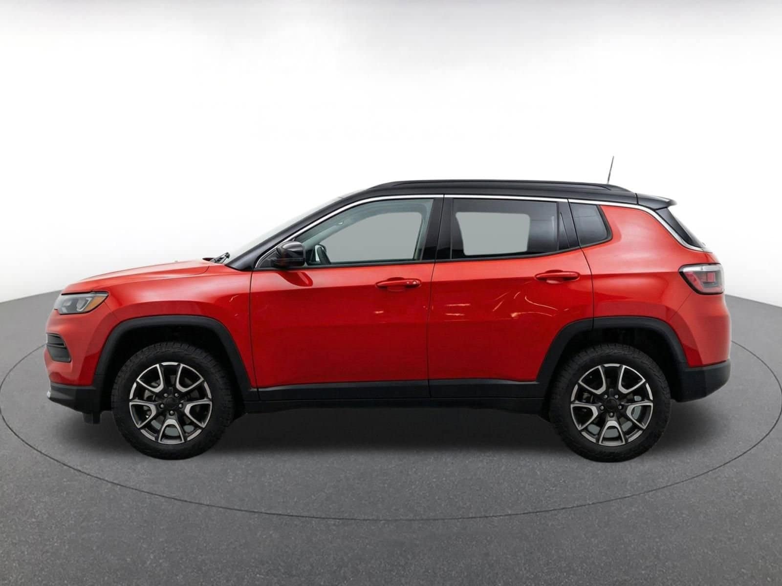 Thumbnail: 2025 Jeep Compass - 4