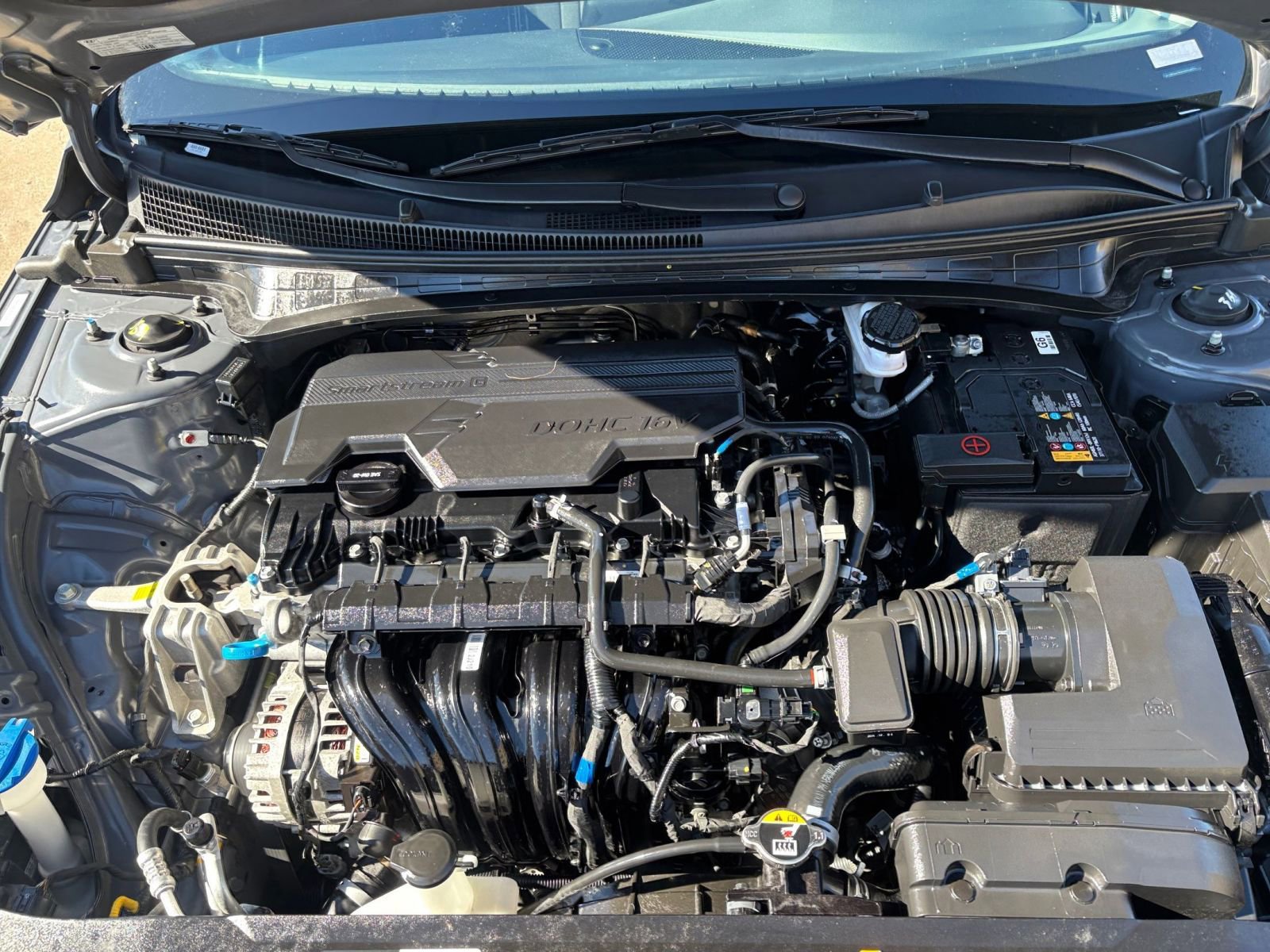 Thumbnail: 2025 Hyundai Elantra - 33