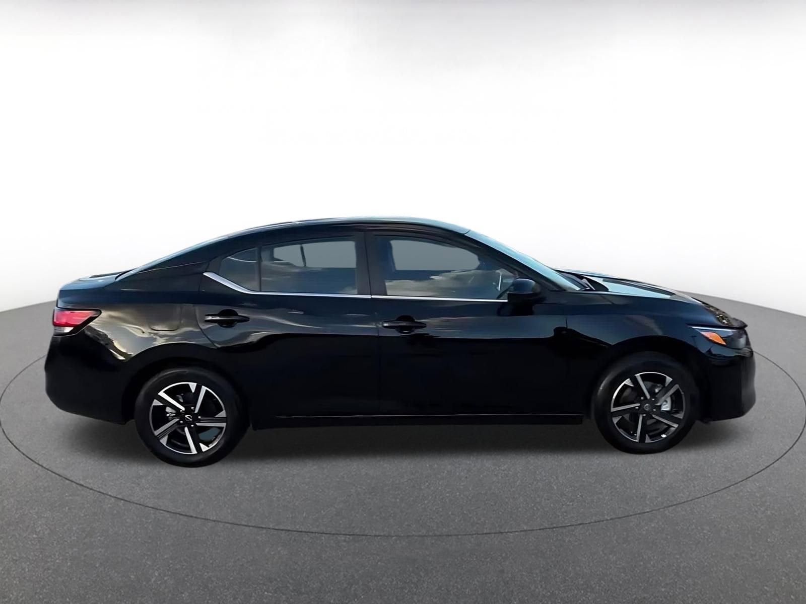 Thumbnail: 2025 Nissan Sentra - 16