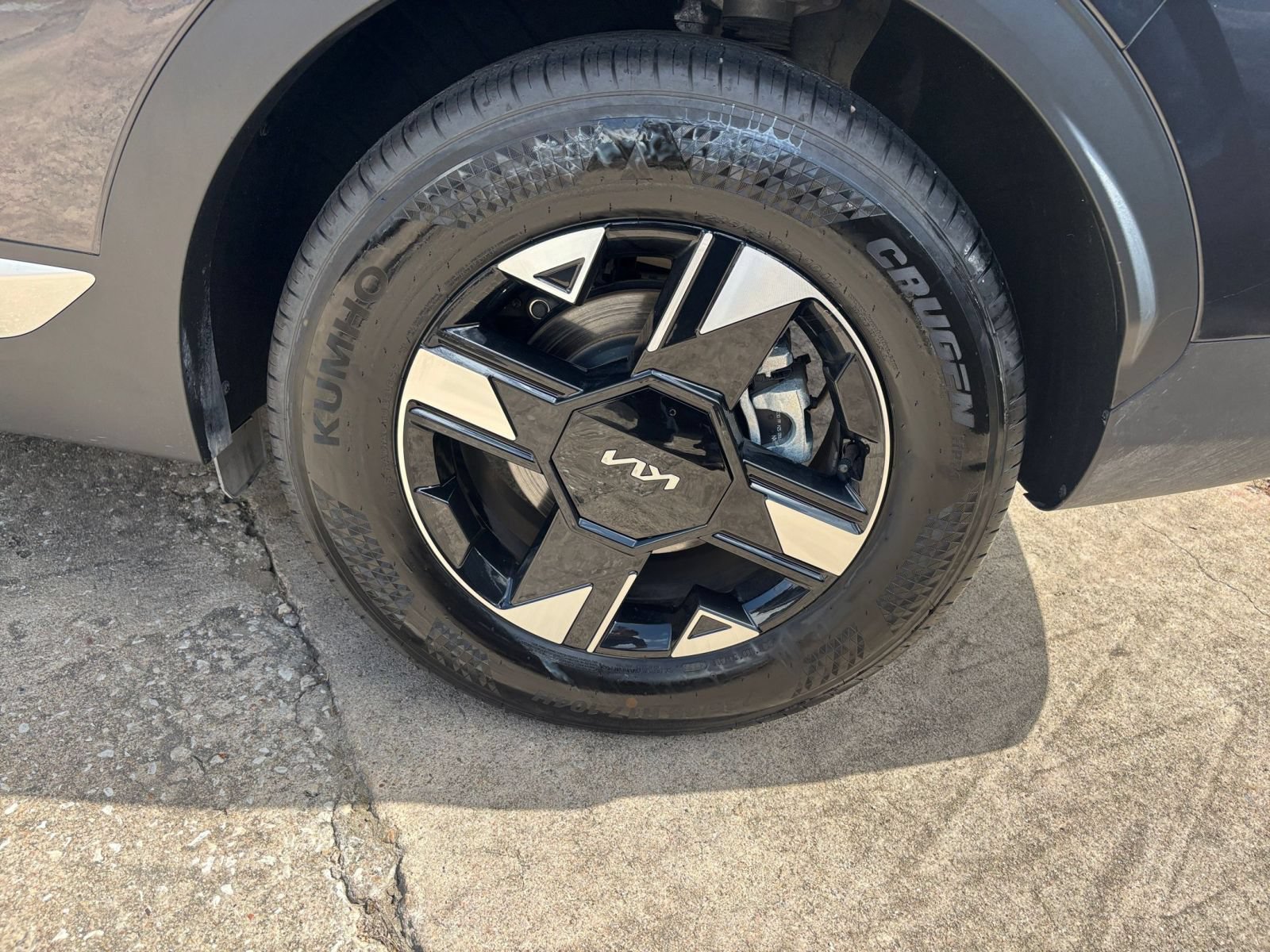 Thumbnail: 2026 Kia Sportage - 30