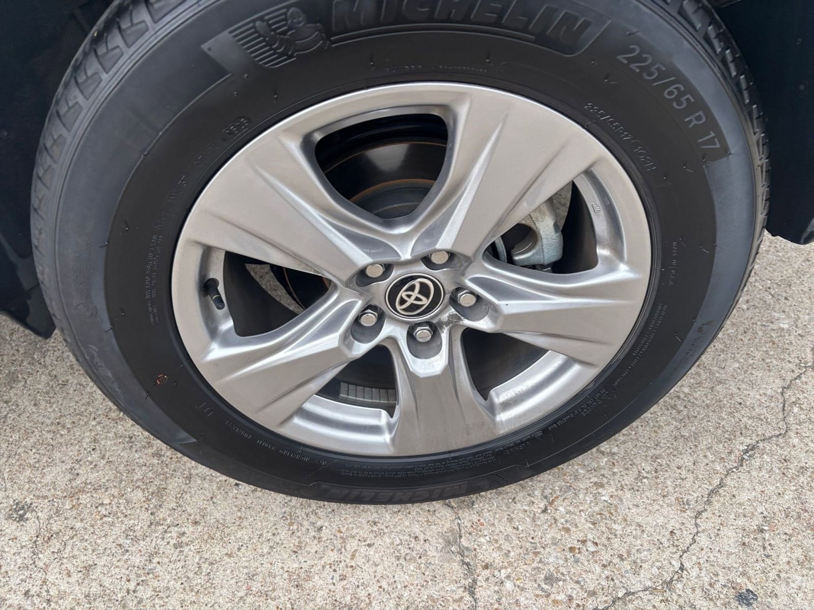 Thumbnail: 2025 Toyota RAV4 - 28