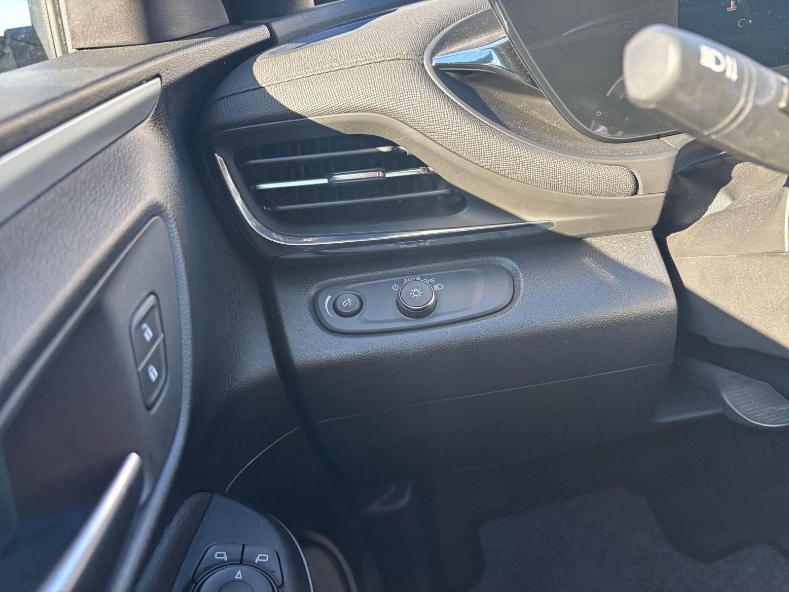 Thumbnail: 2025 Buick Envista - 32