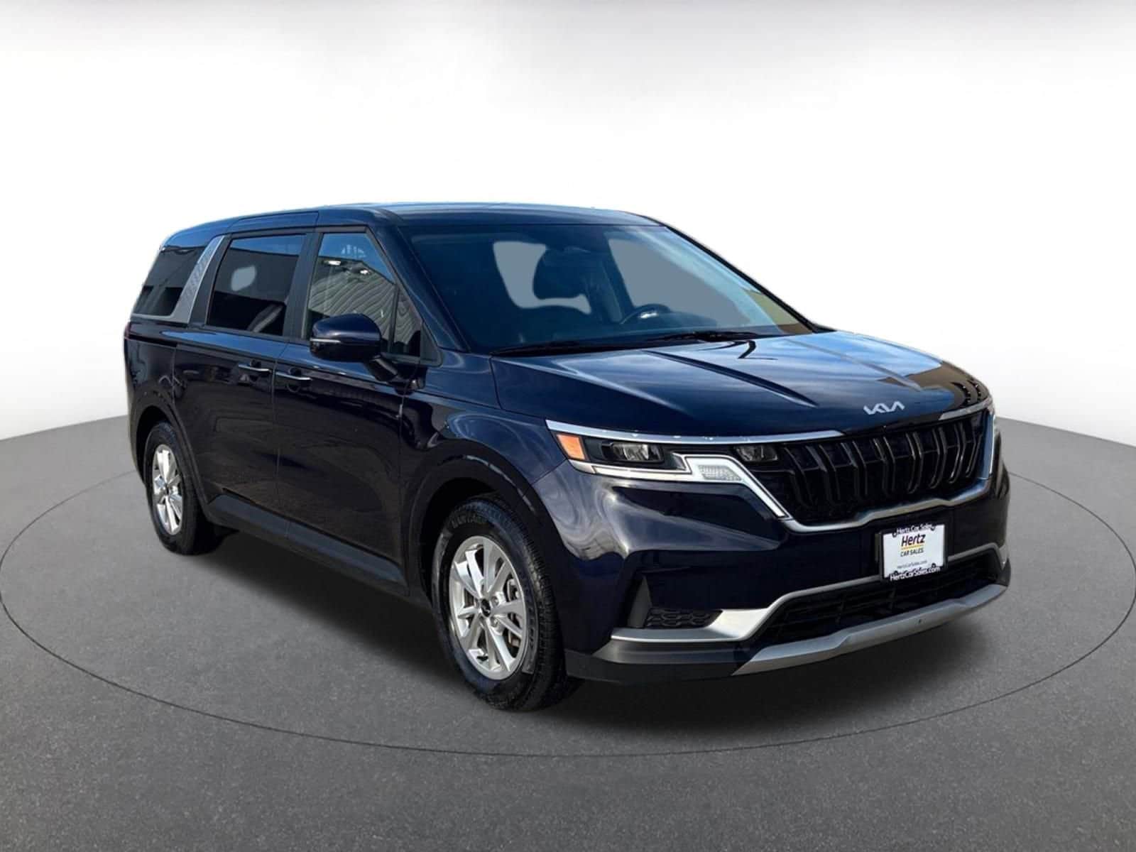 Thumbnail: 2024 Kia Carnival - 1