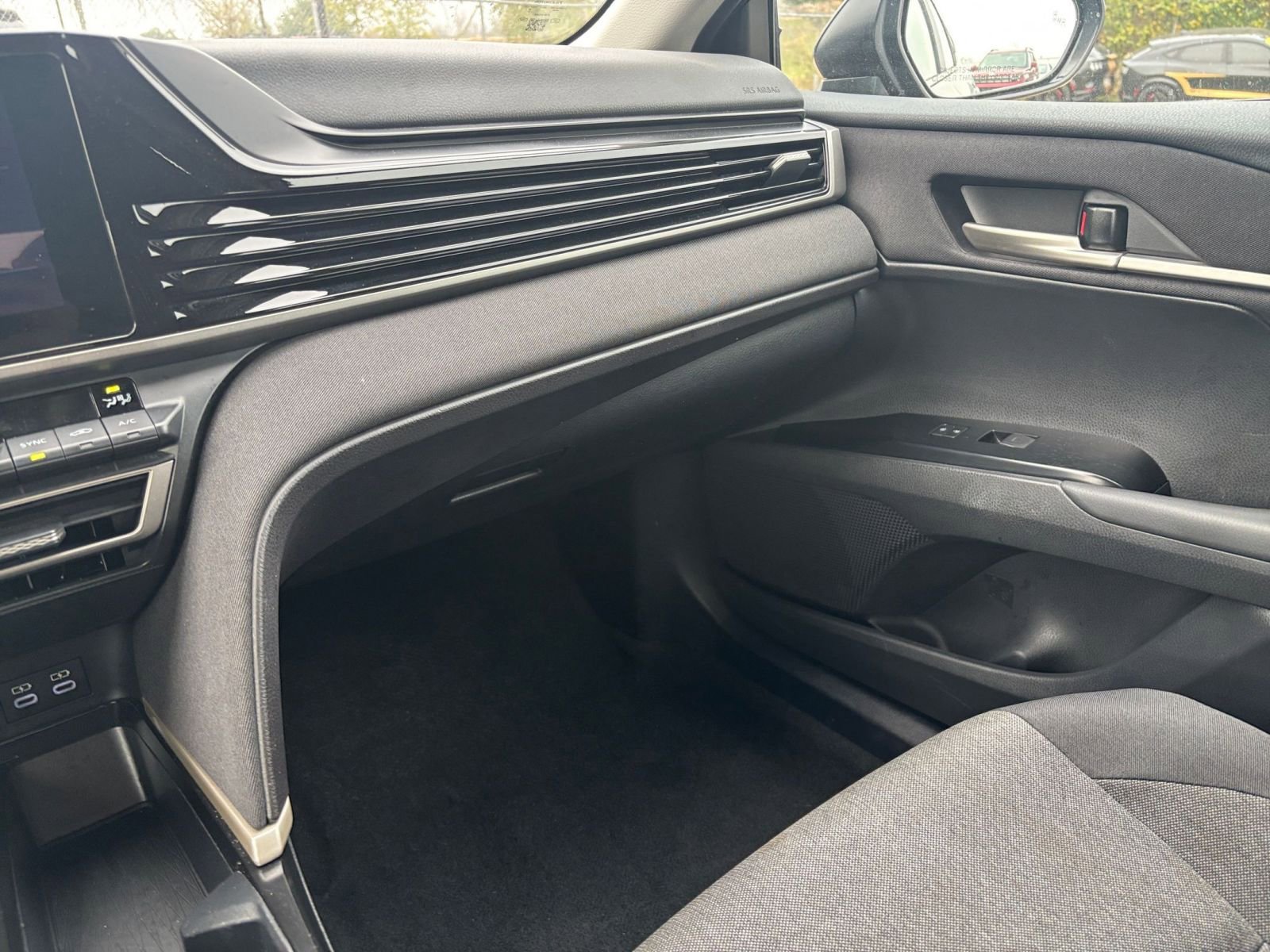 Thumbnail: 2025 Toyota Camry - 34