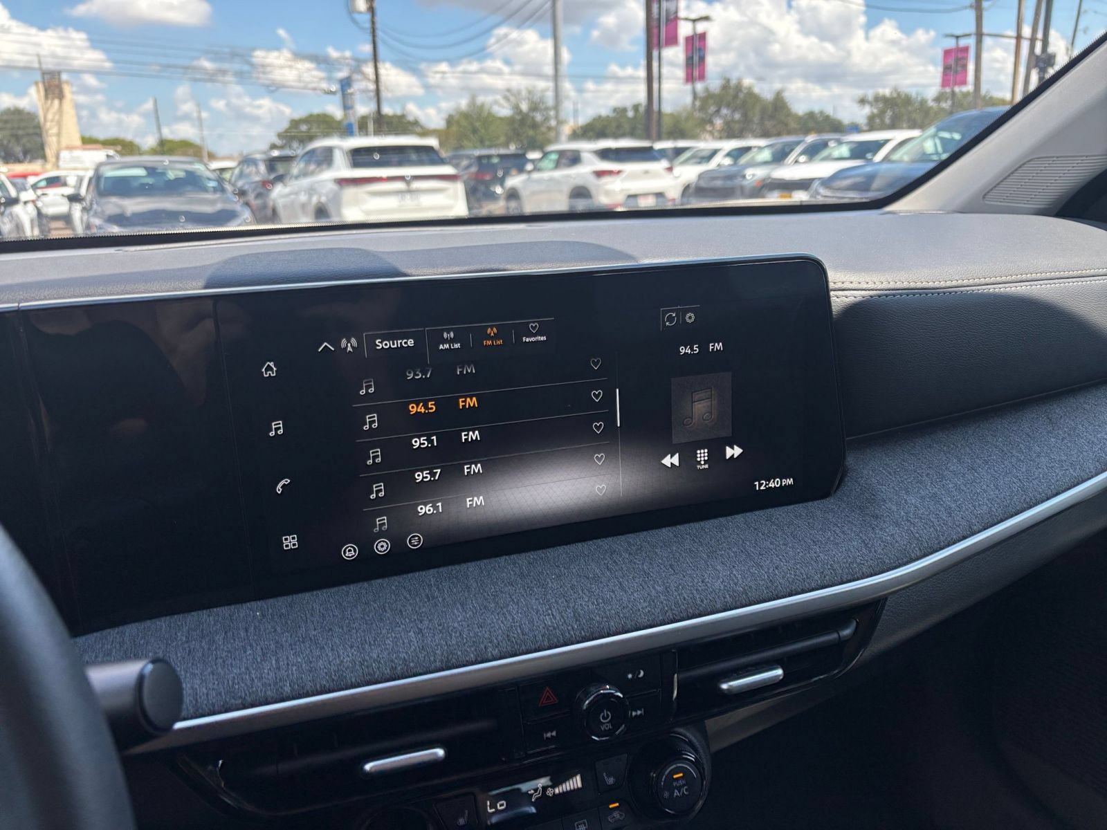 Thumbnail: 2026 Nissan Kicks - 19