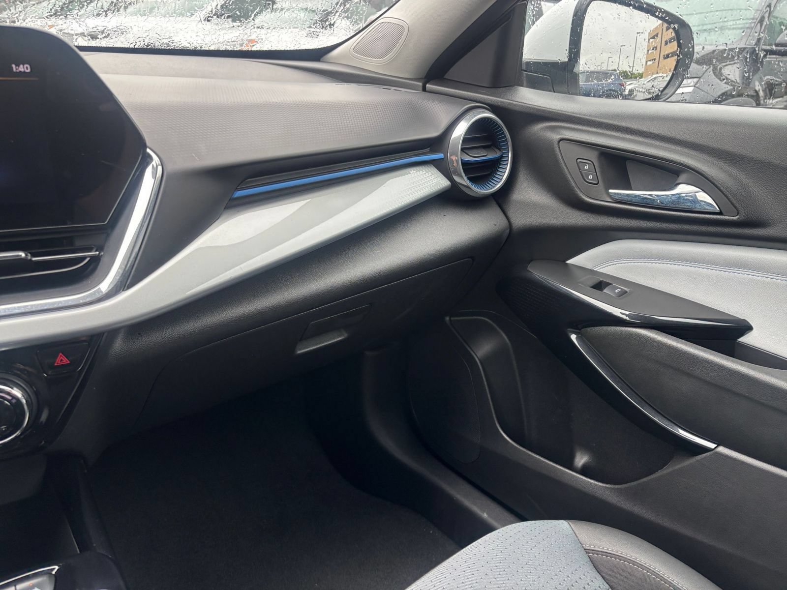 Thumbnail: 2025 Chevrolet Trax - 29