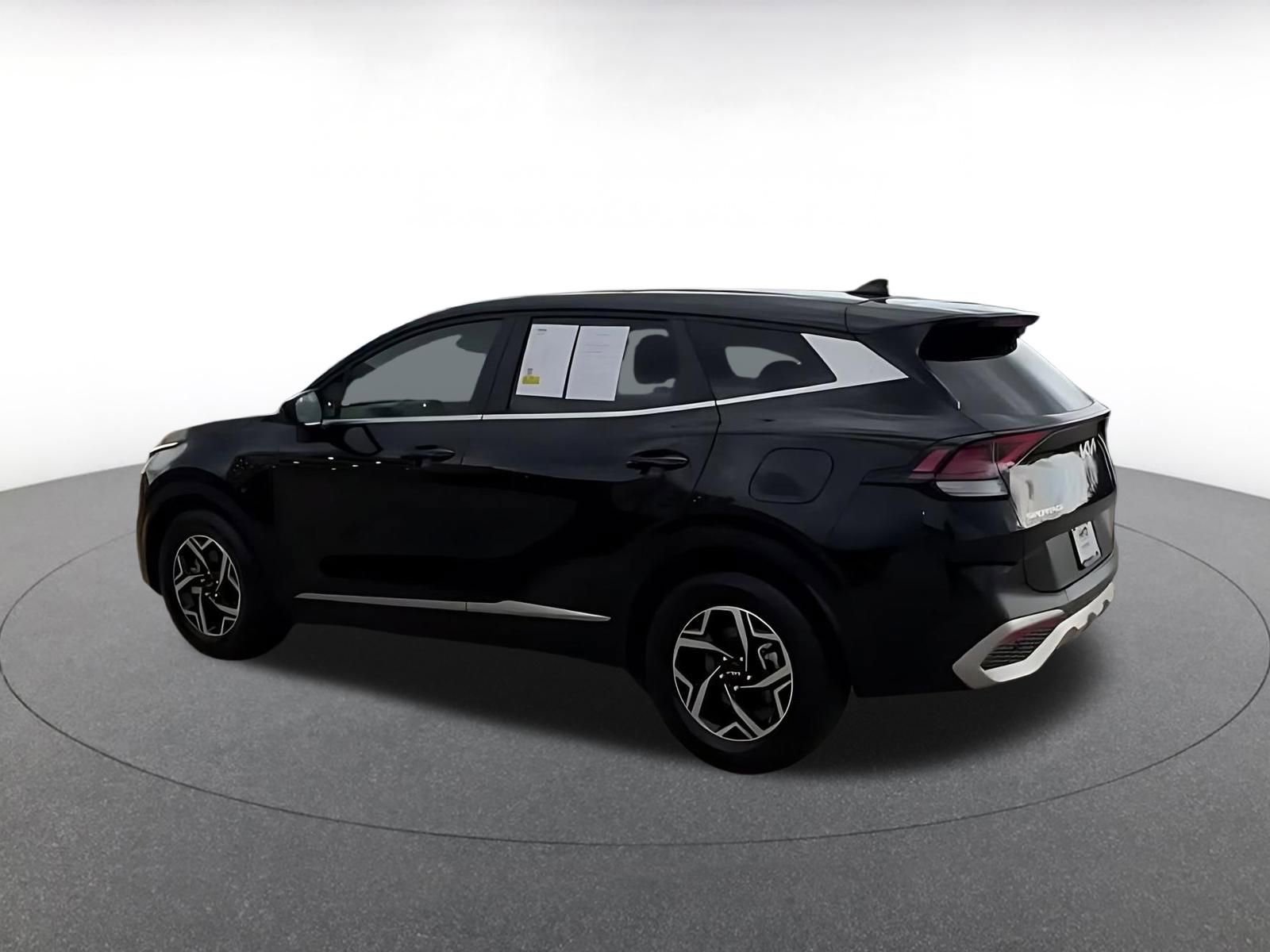 Thumbnail: 2025 Kia Sportage - 10