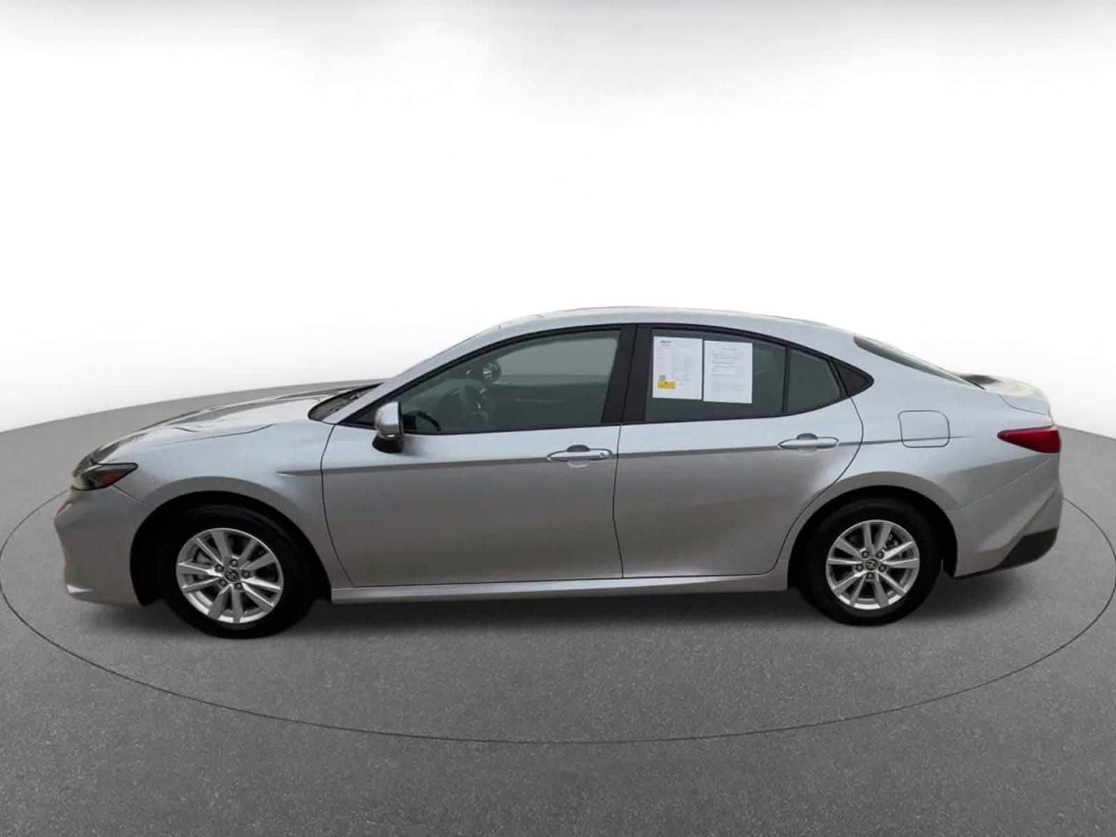 Thumbnail: 2025 Toyota Camry - 9