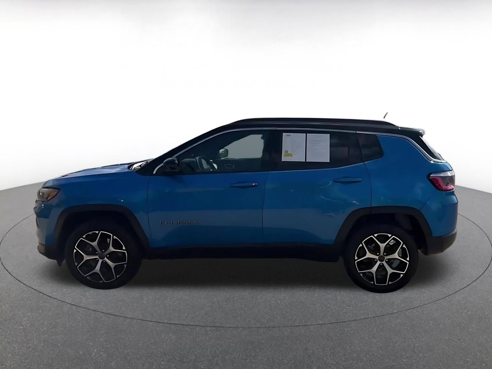 Thumbnail: 2025 Jeep Compass - 9