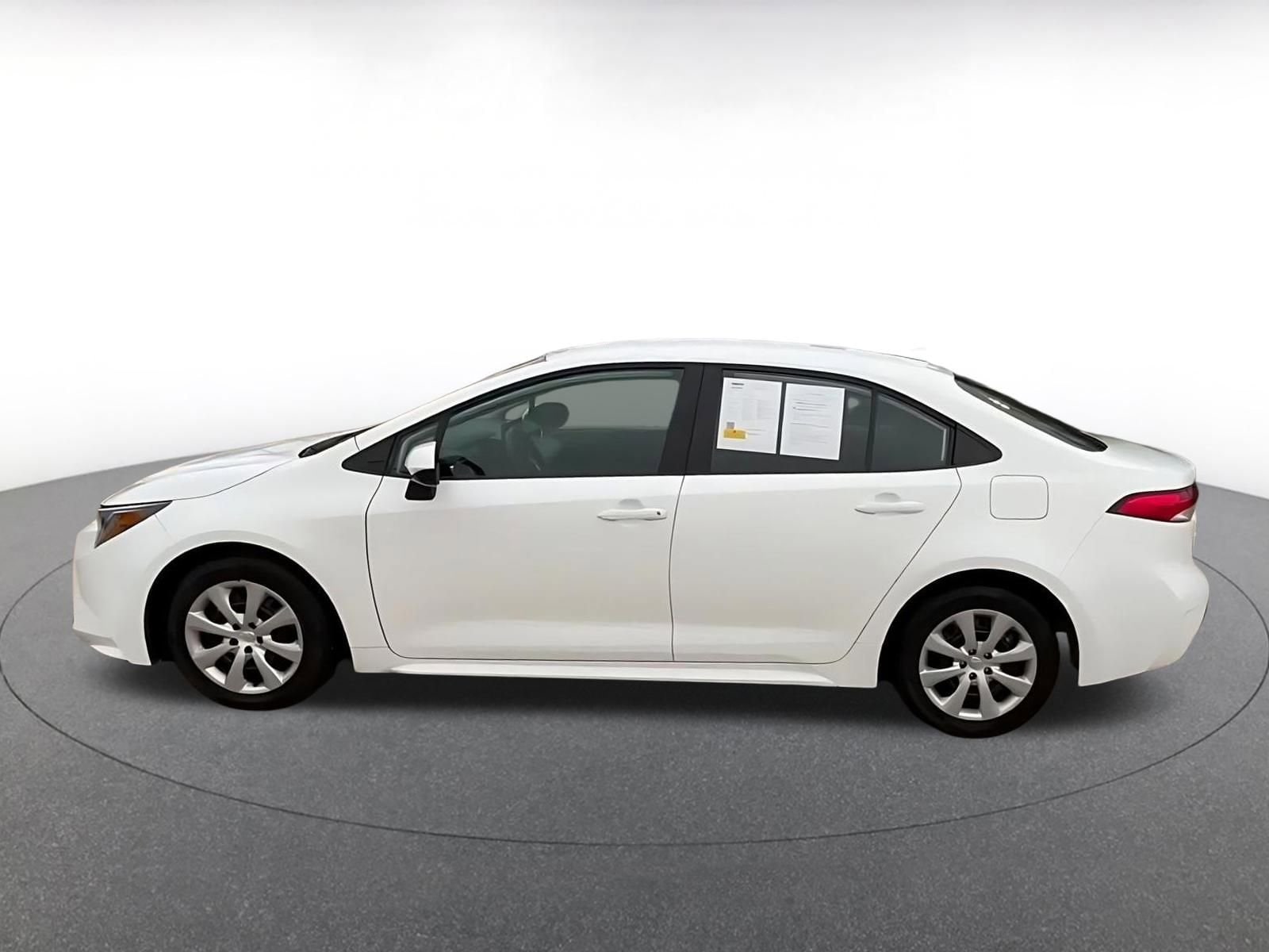 Thumbnail: 2025 Toyota Corolla - 9