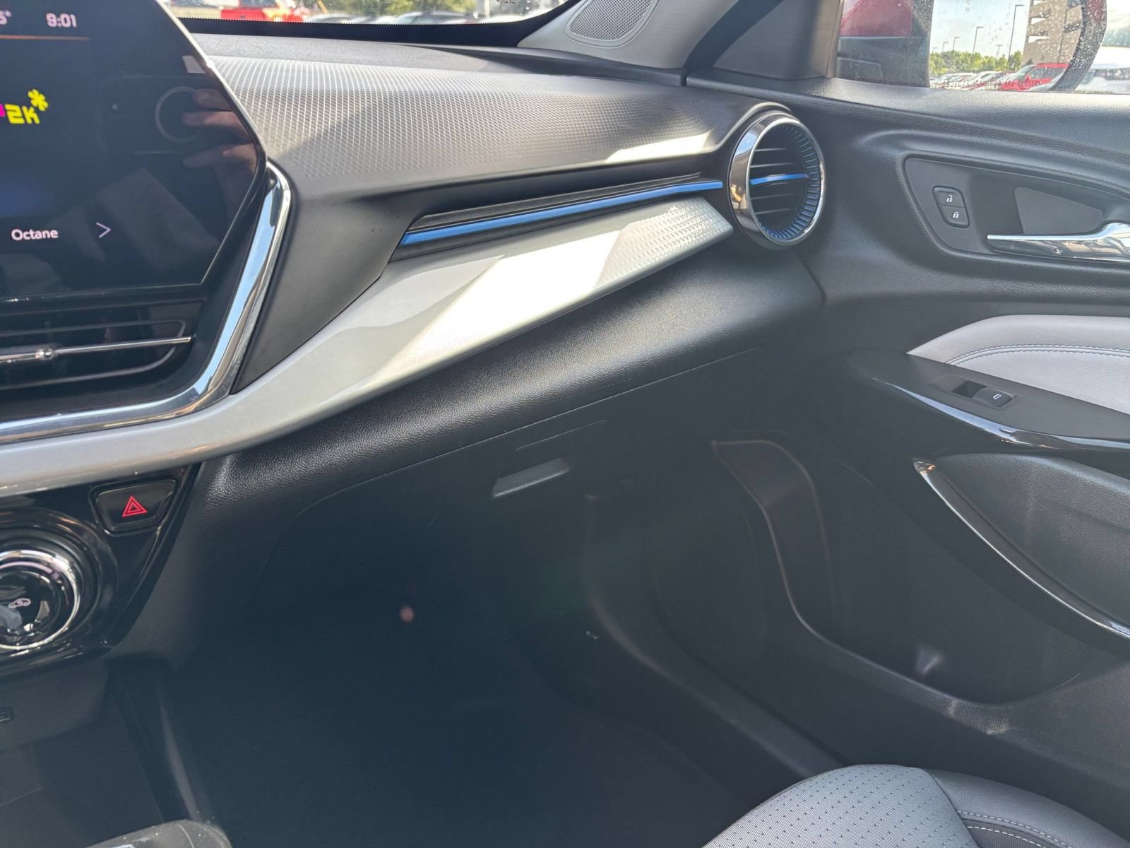 Thumbnail: 2025 Chevrolet Trax - 34