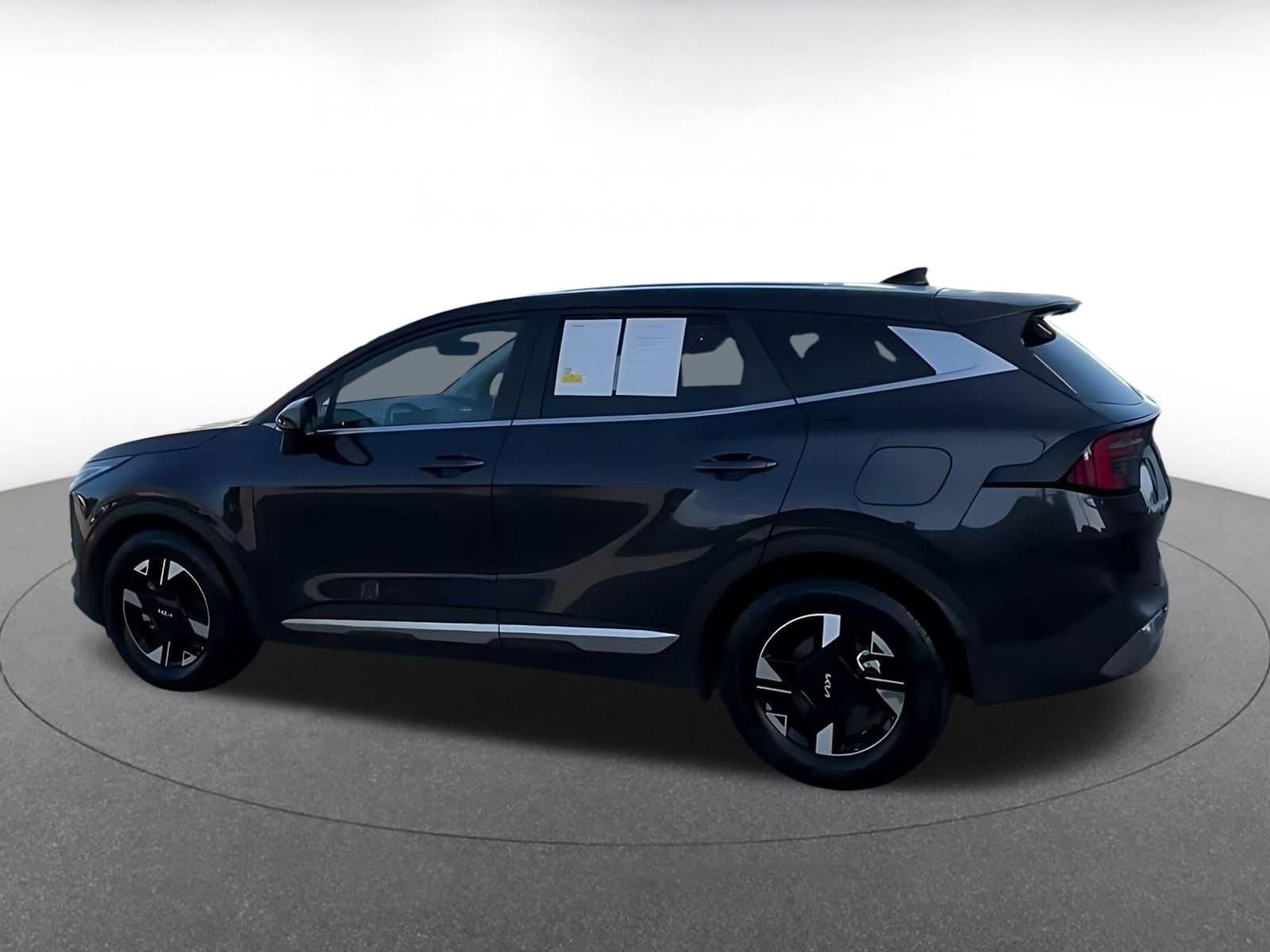 Thumbnail: 2026 Kia Sportage - 10