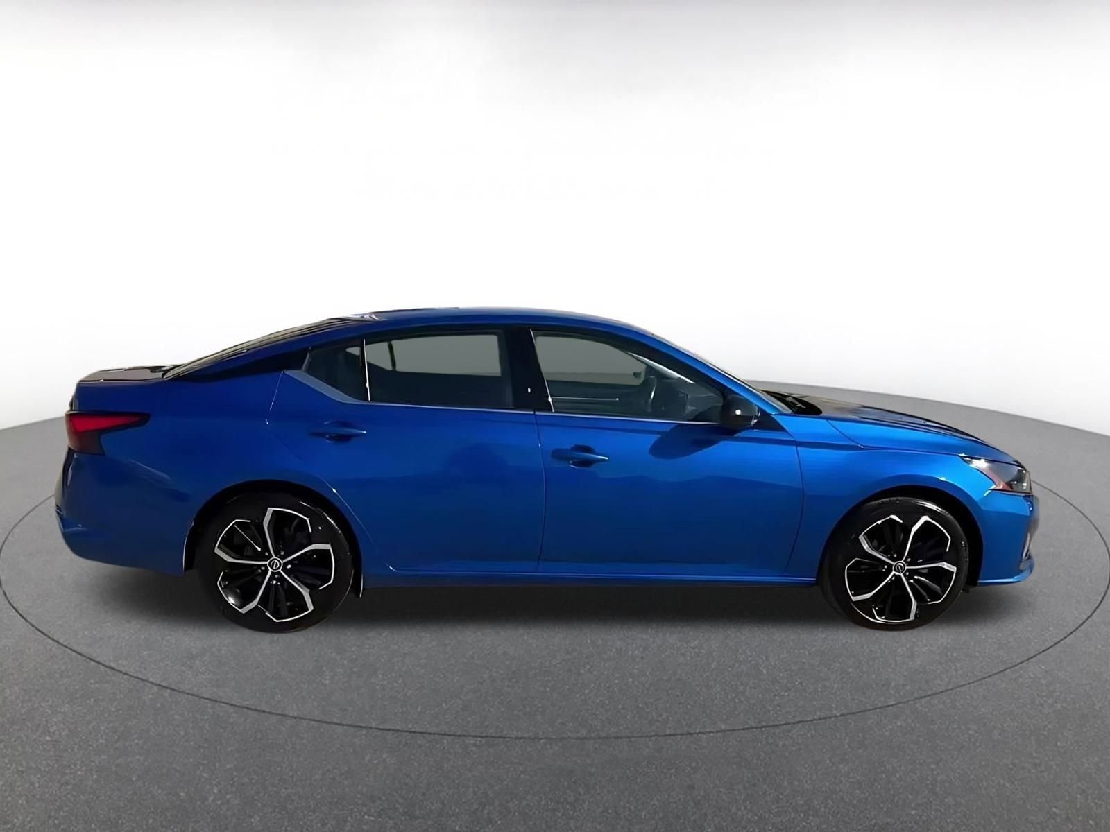 Thumbnail: 2025 Nissan Altima - 16