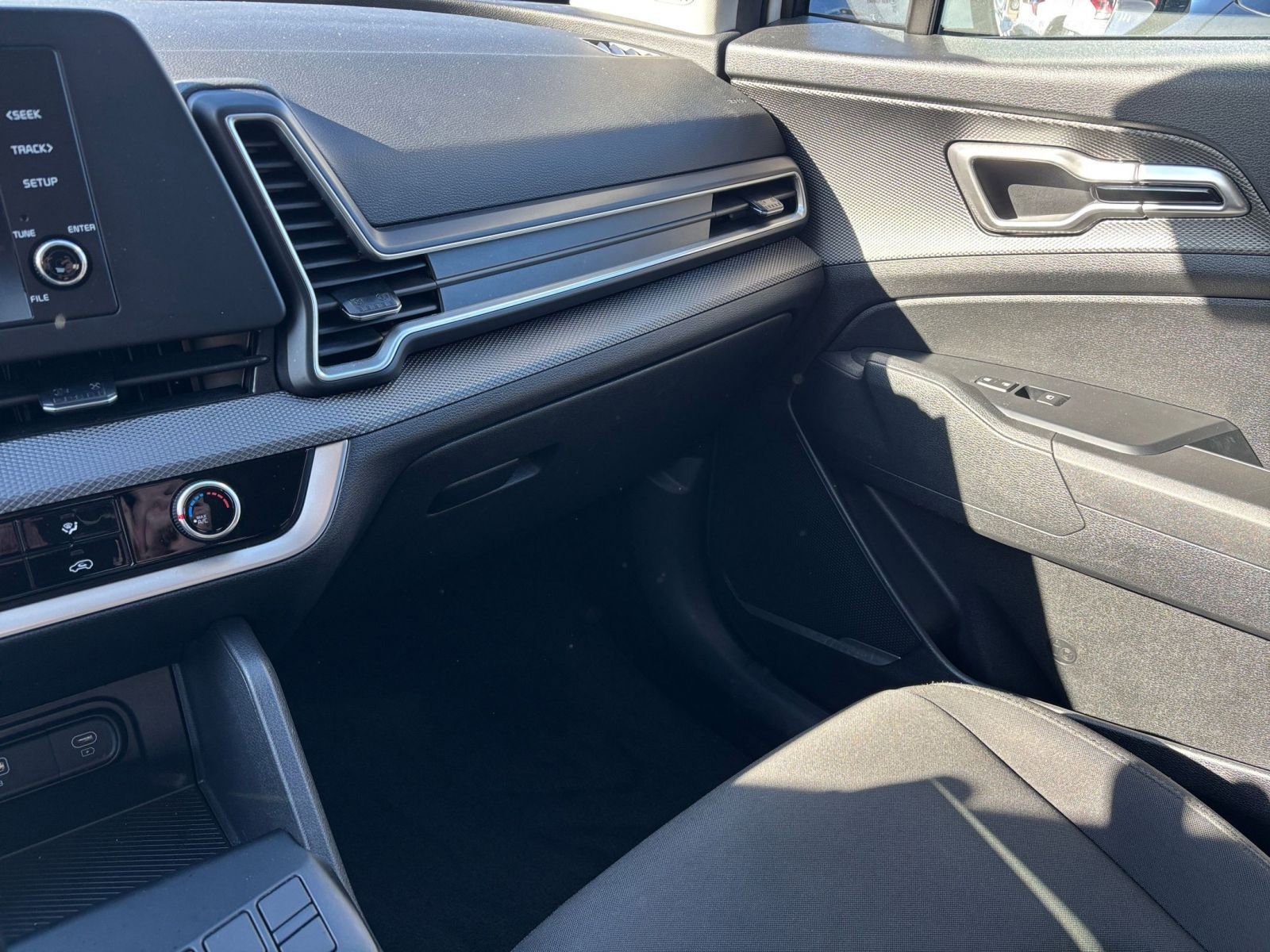 Thumbnail: 2025 Kia Sportage - 34