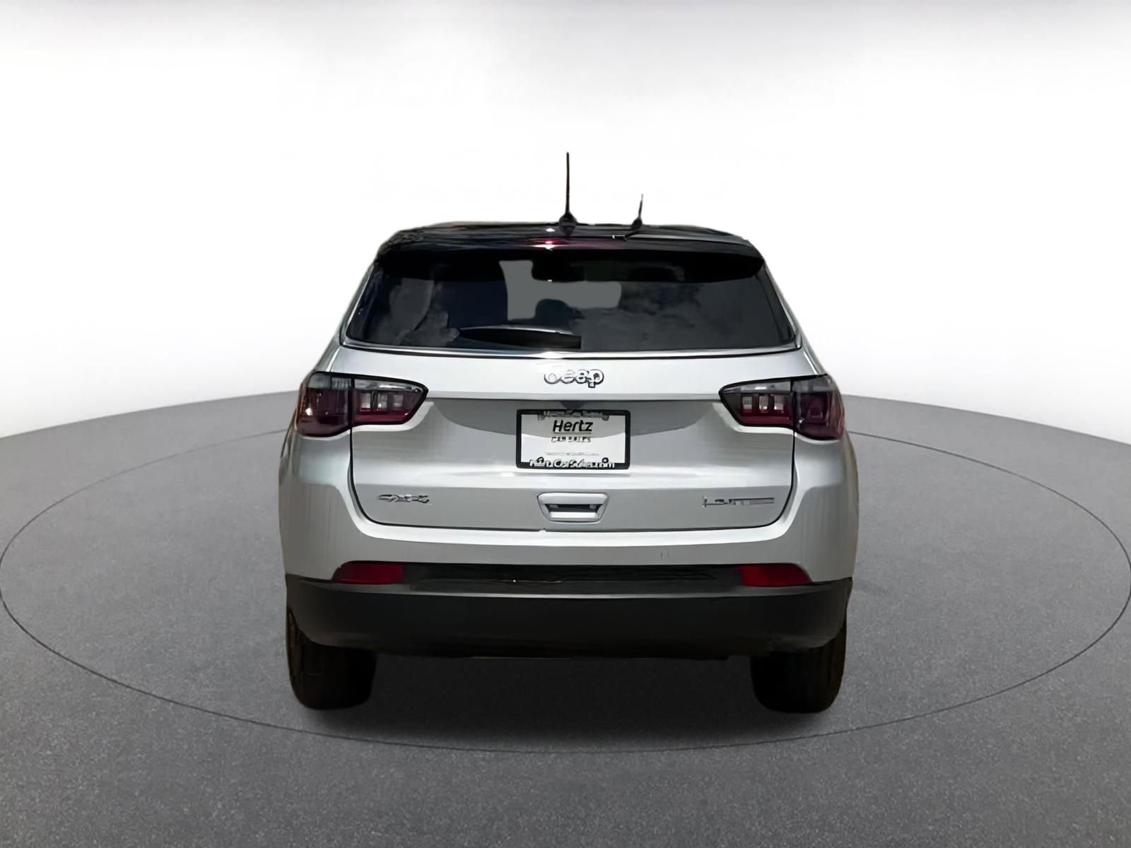 2025 Jeep Compass Limited 9