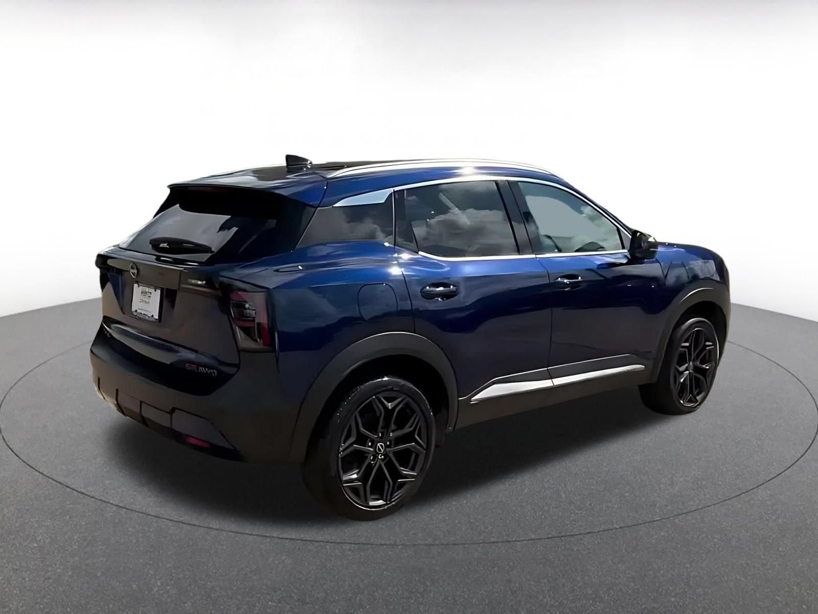 Thumbnail: 2026 Nissan Kicks - 13