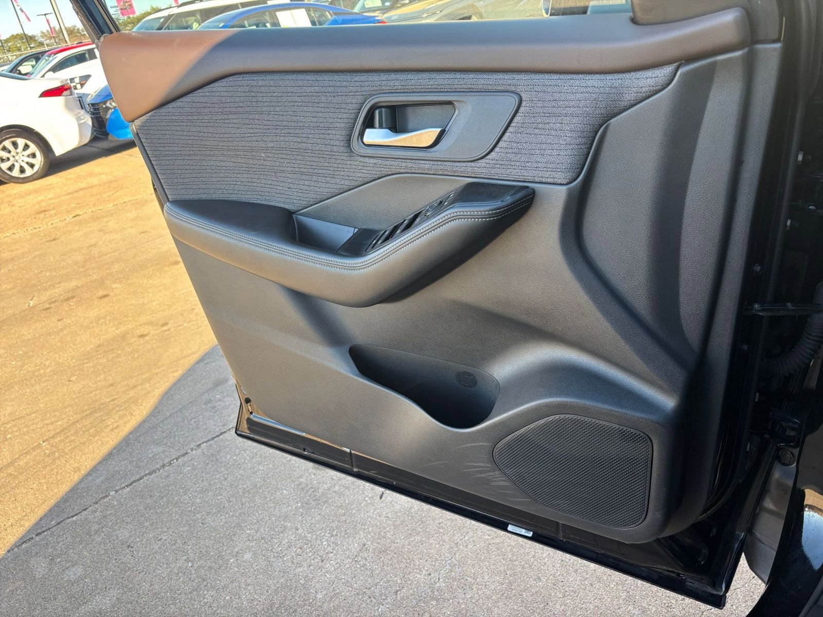 Thumbnail: 2023 Nissan Rogue - 20