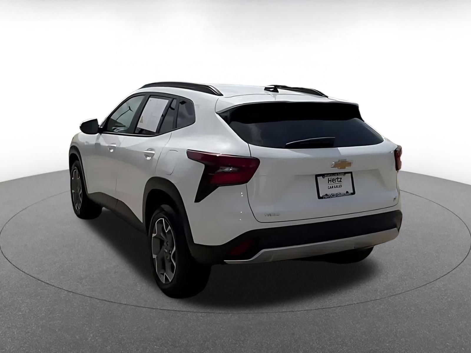 Thumbnail: 2025 Chevrolet Trax - 11