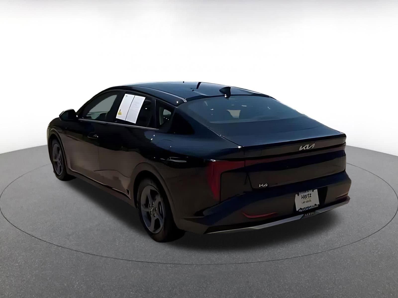 Thumbnail: 2025 Kia K4 - 10