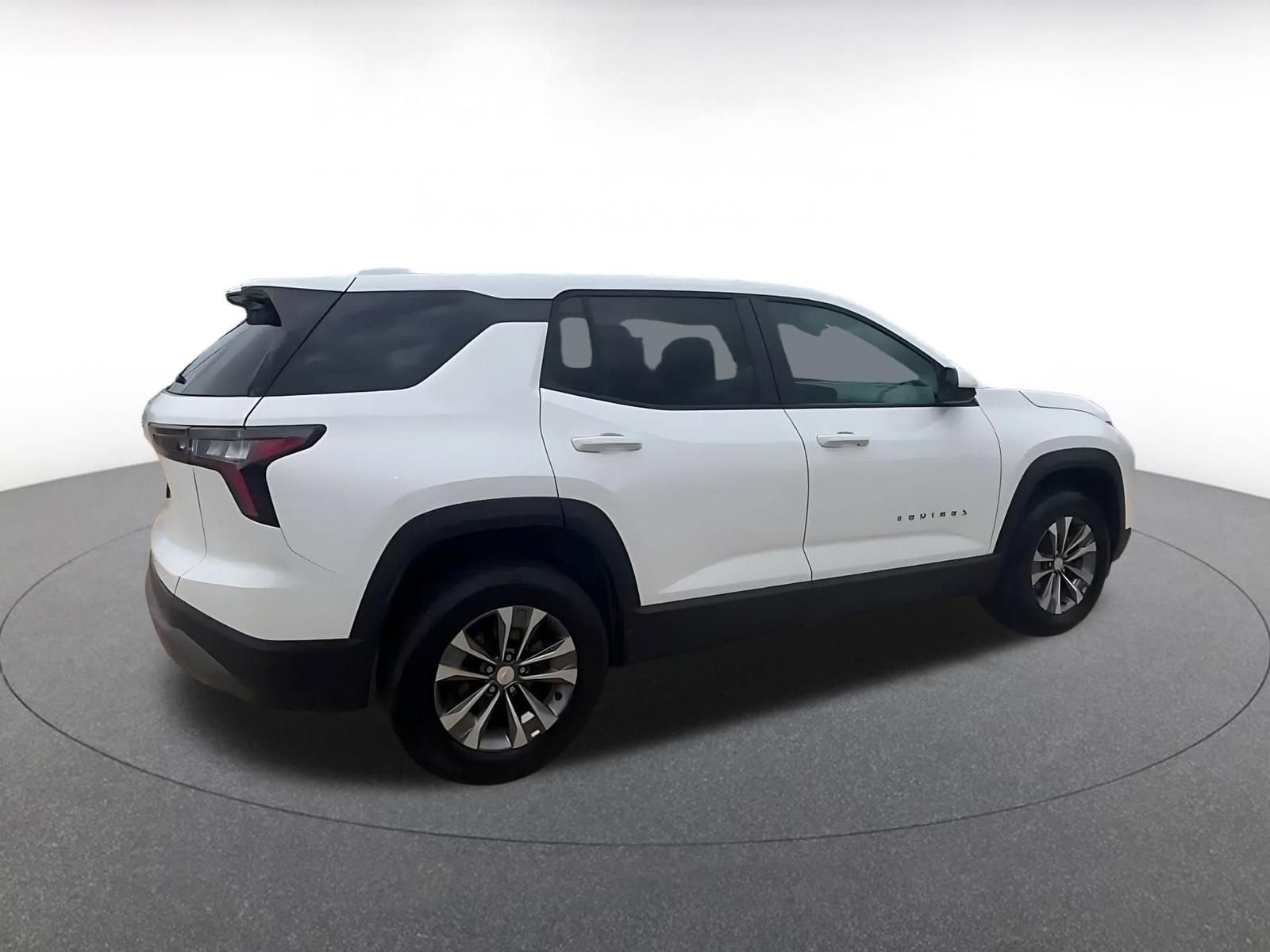 Thumbnail: 2025 Chevrolet Equinox - 15