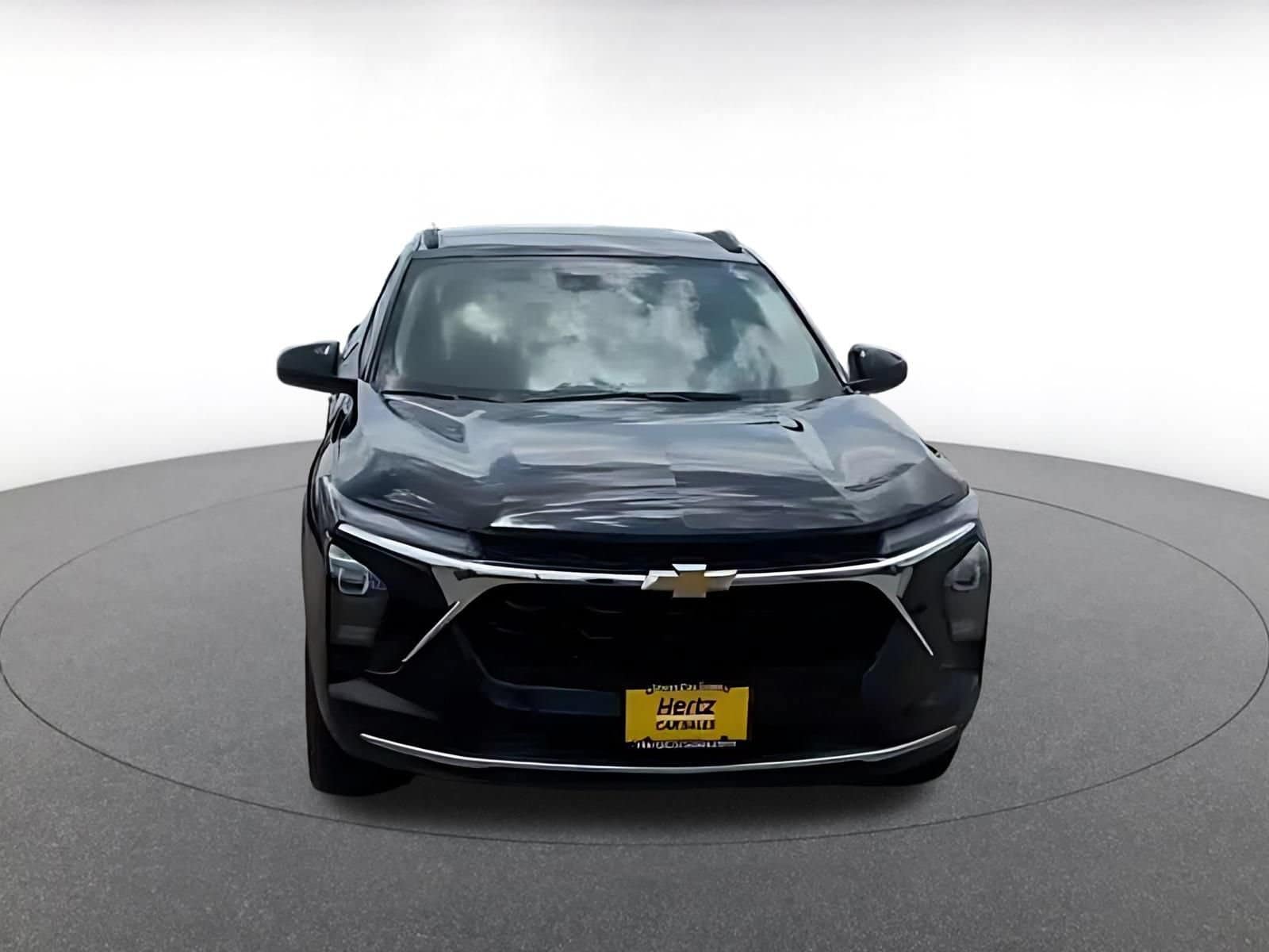 Thumbnail: 2025 Chevrolet Trax - 4