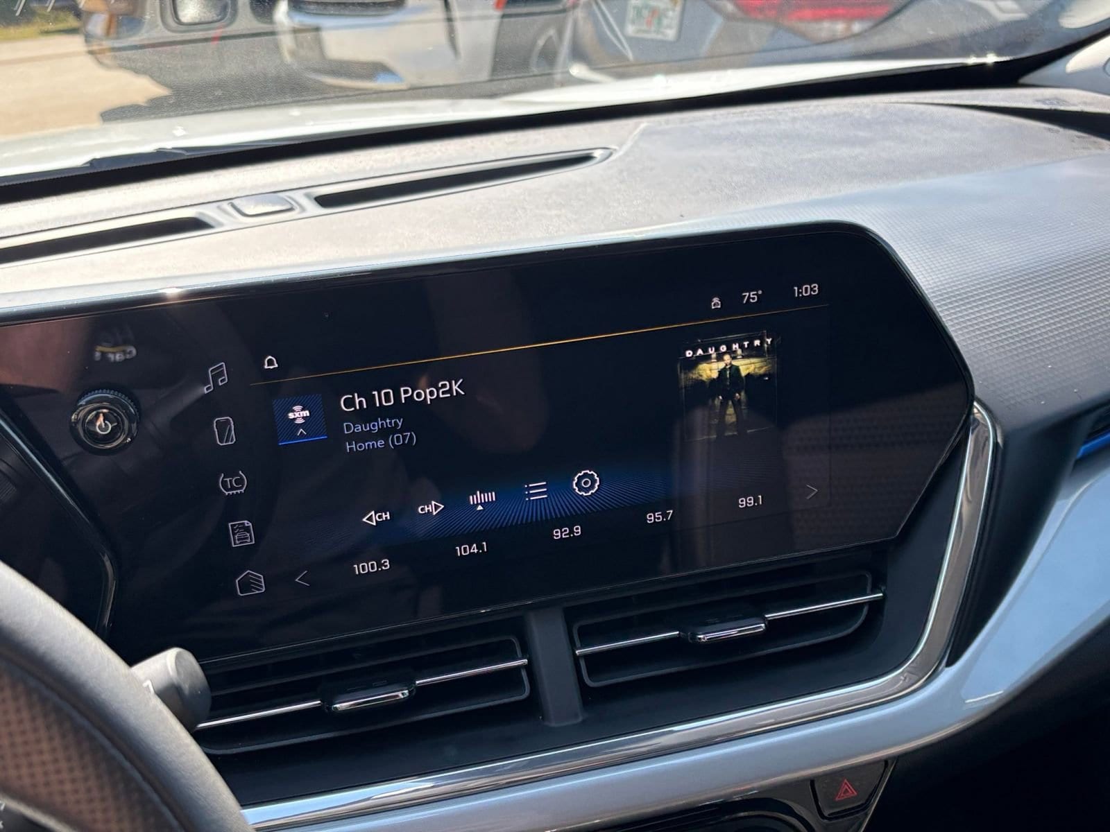 Thumbnail: 2025 Chevrolet Trax - 20