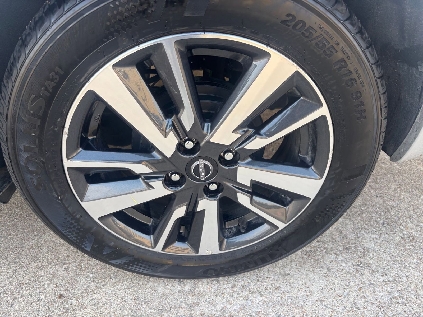 Thumbnail: 2025 Nissan Versa - 28