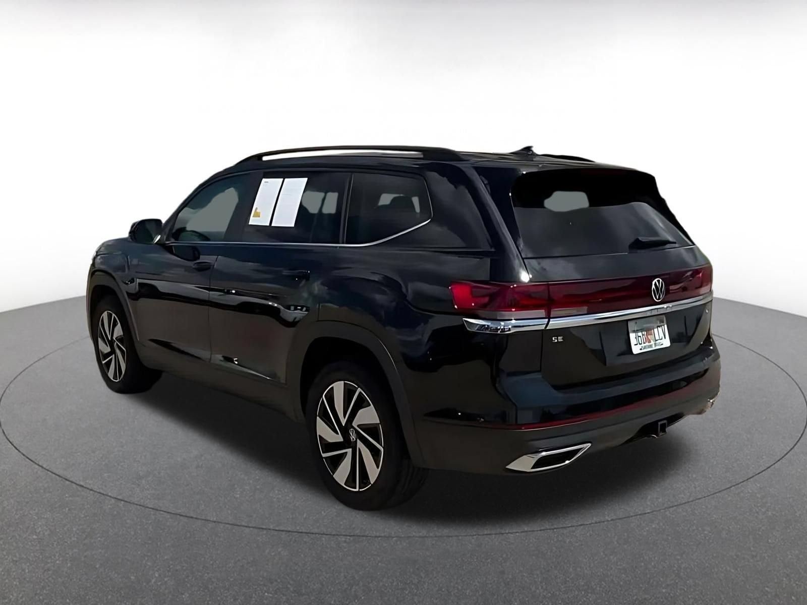 Thumbnail: 2026 Volkswagen Atlas - 10